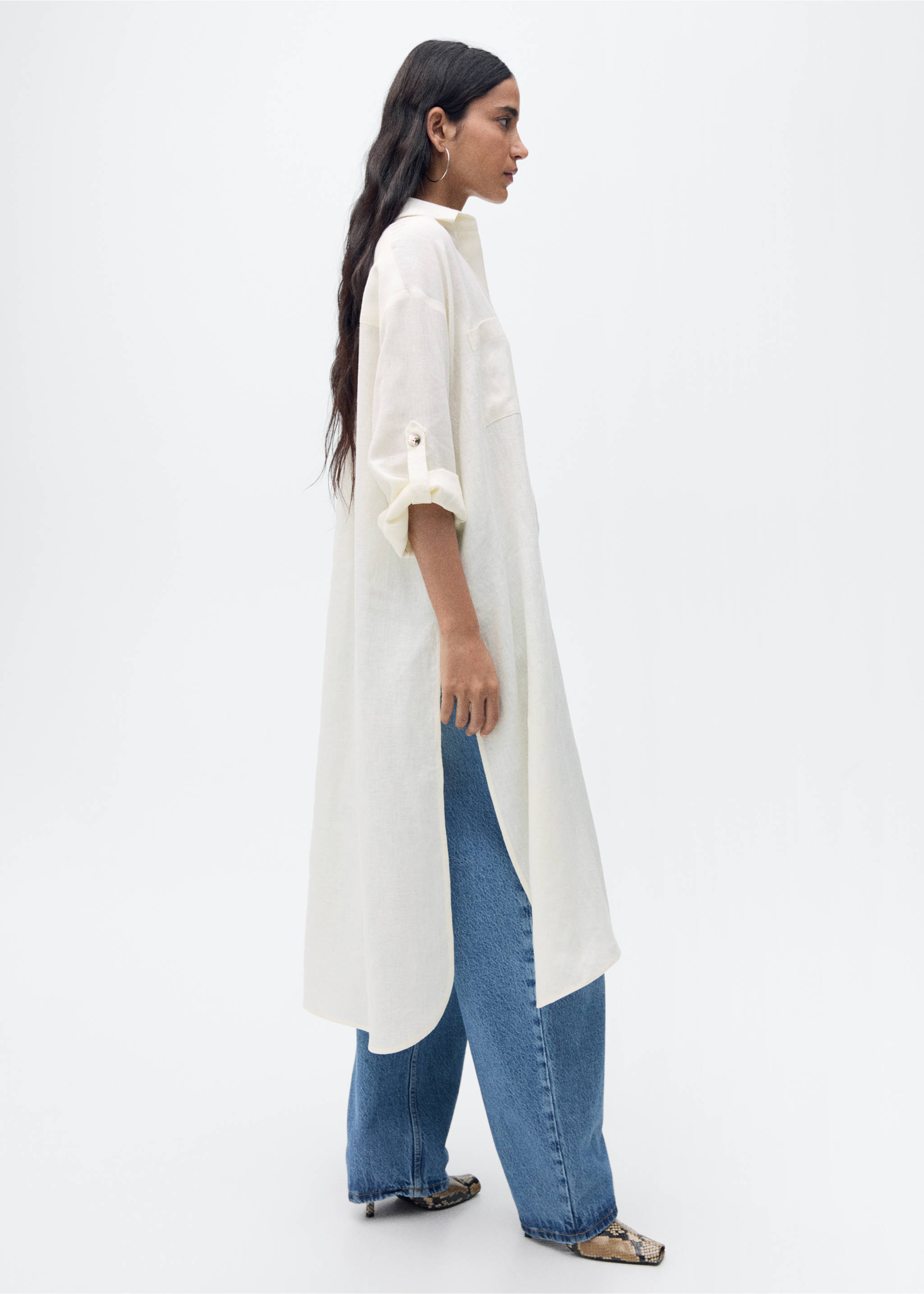 Linen long shirt - Details of the article 2, Vanilla. Ref: 87044780-00.