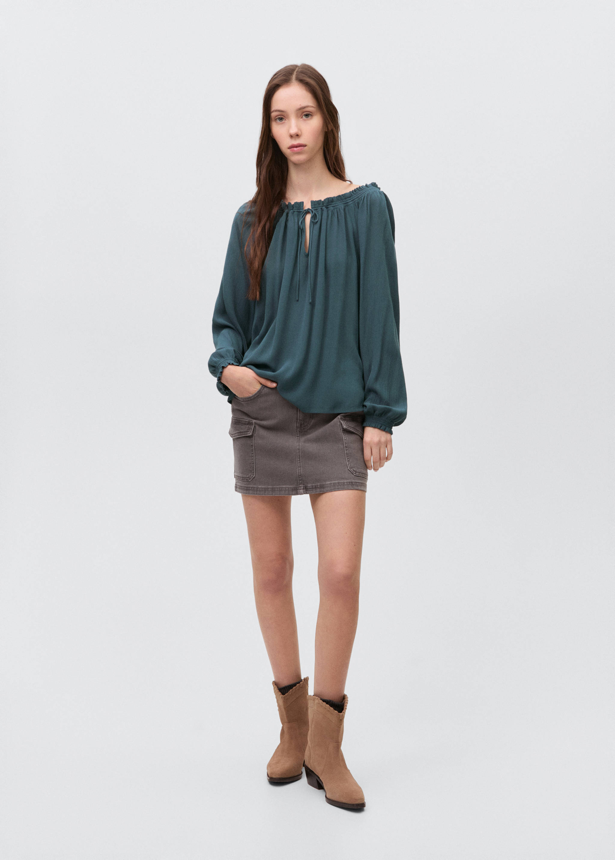 Ruched neck blouse - General plane