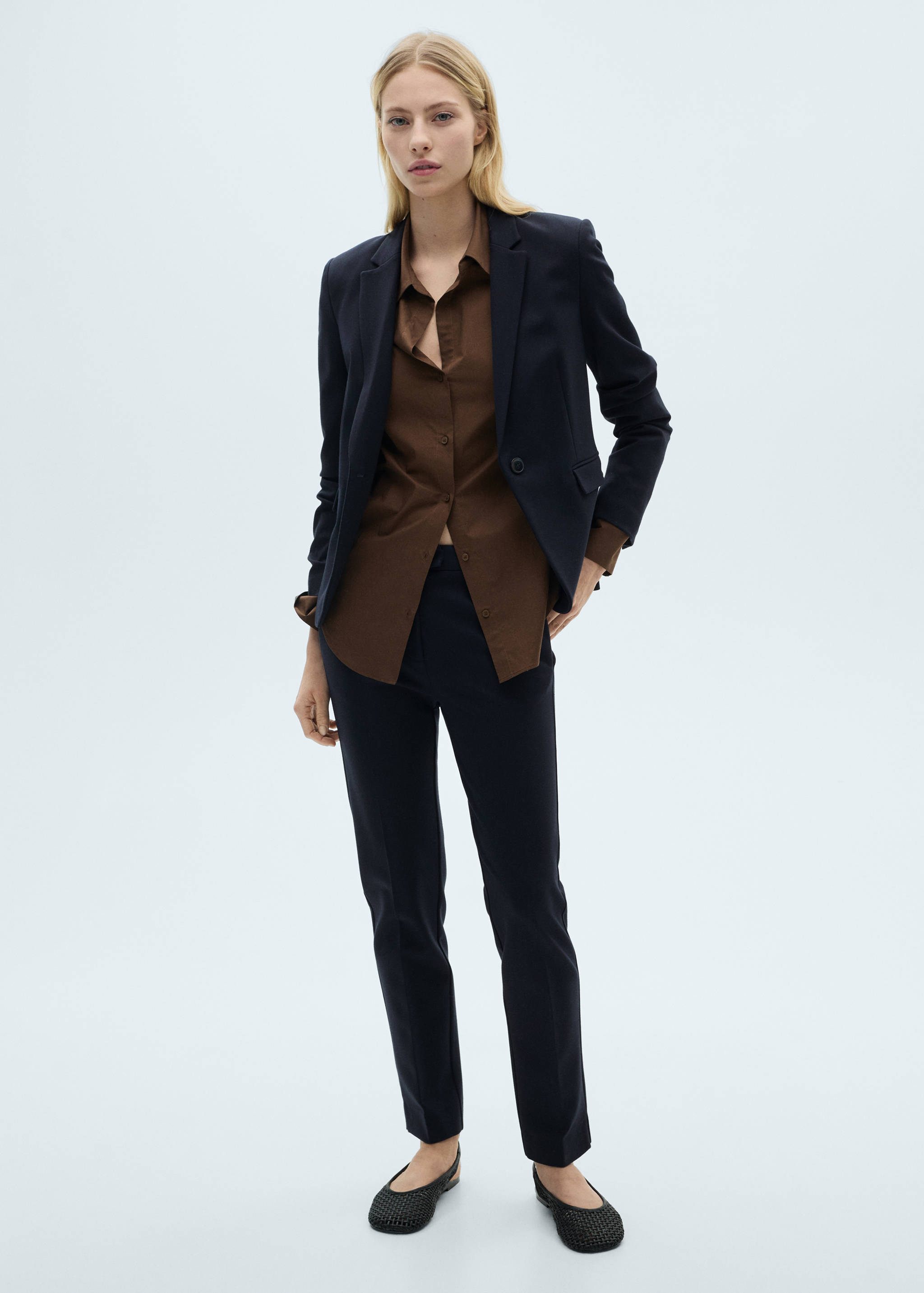 Suit blazer with flap pockets - General plane