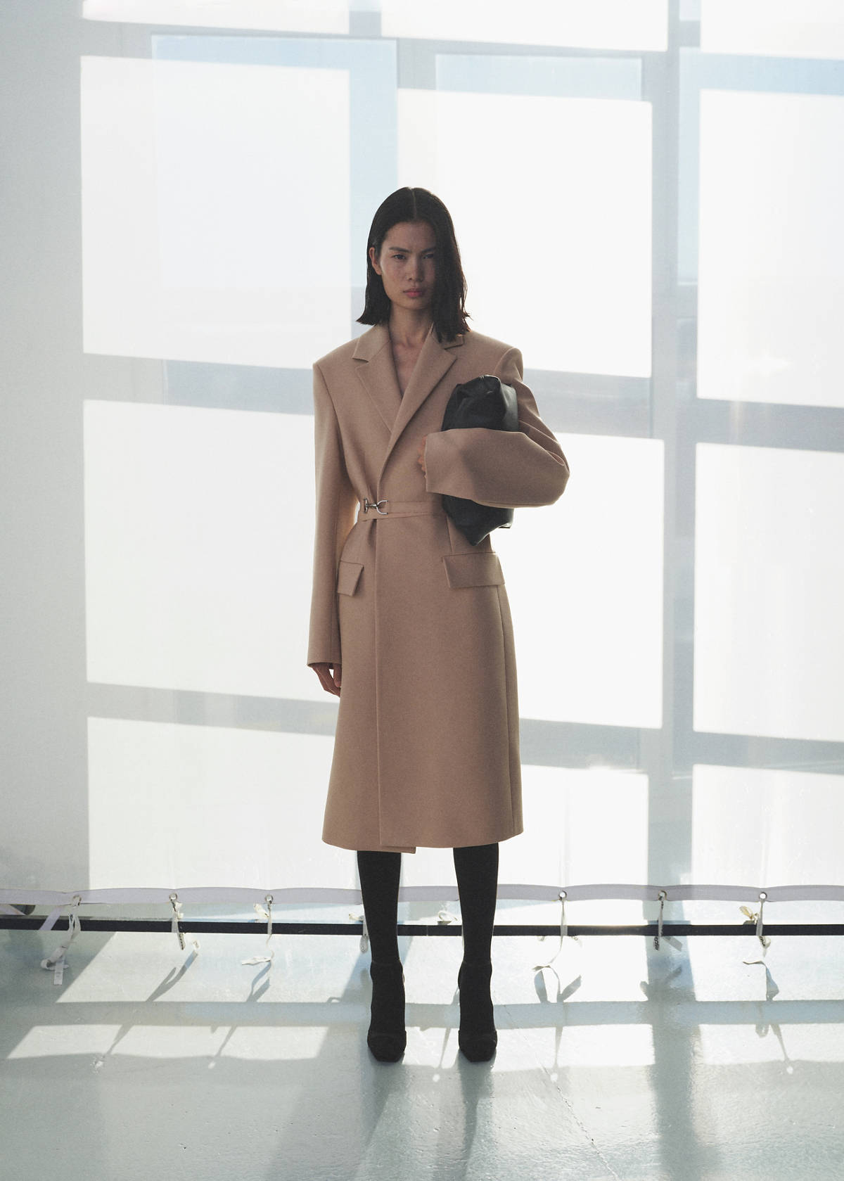 Woollen coat with belt