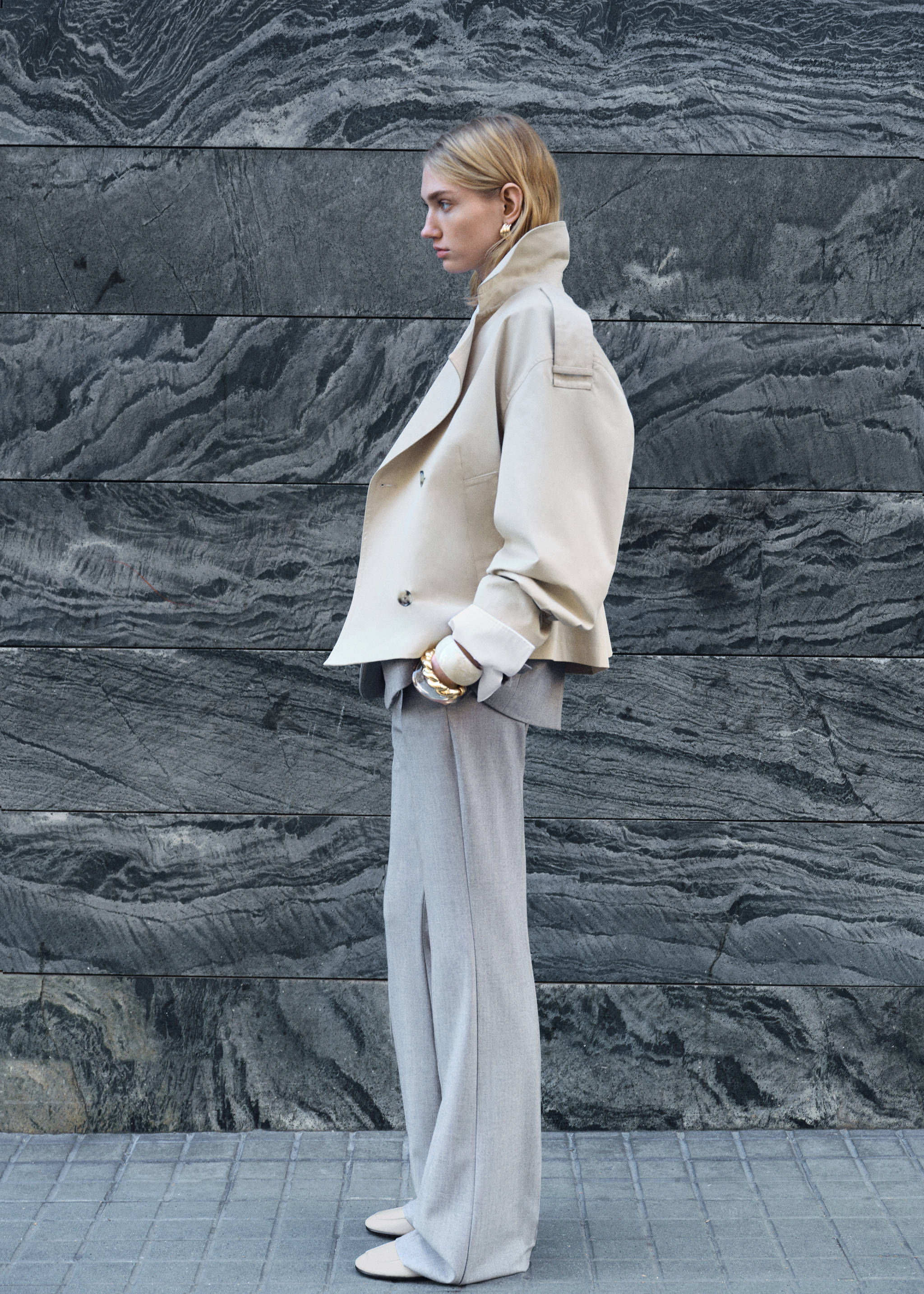 Straight suit trousers - Details of the article 6, Grey. Ref: 87045140-00.