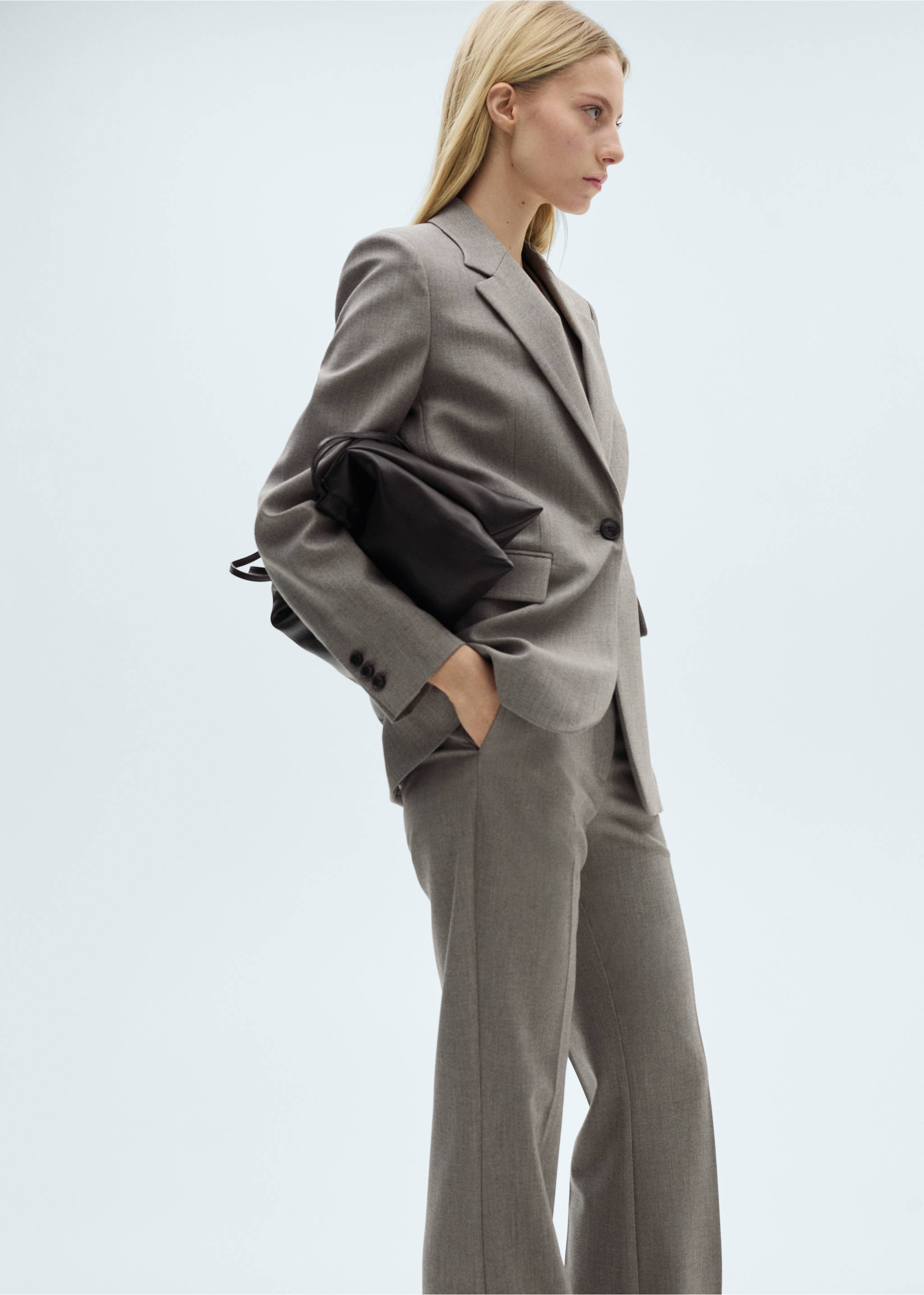 Straight suit trousers - Details of the article 2, Grey. Ref: 87045140-00.