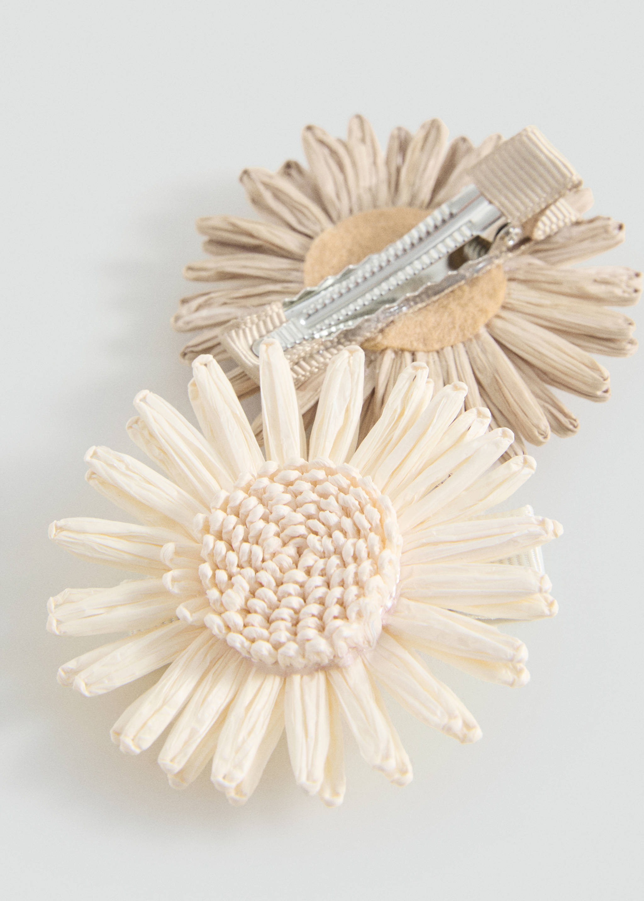 Σετ 2 τσιμπιδάκια μαλλιών - Μεσαίο πλάνο