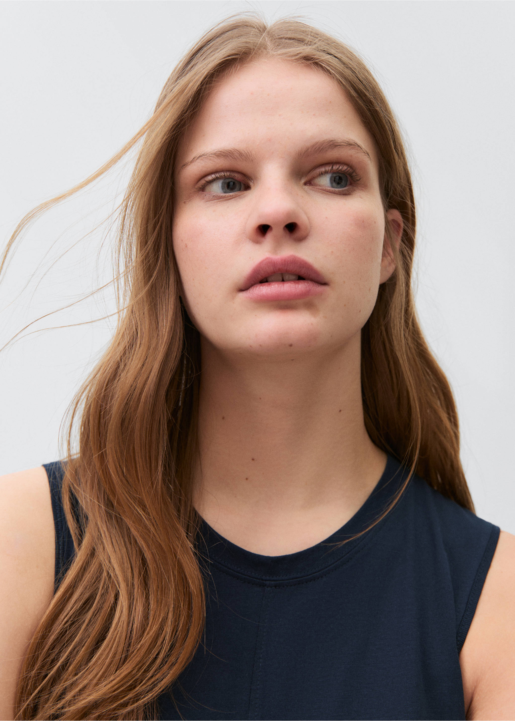Sleeveless knitted dress - Details of the article 1, Dark Navy. Ref: 87045730-00.