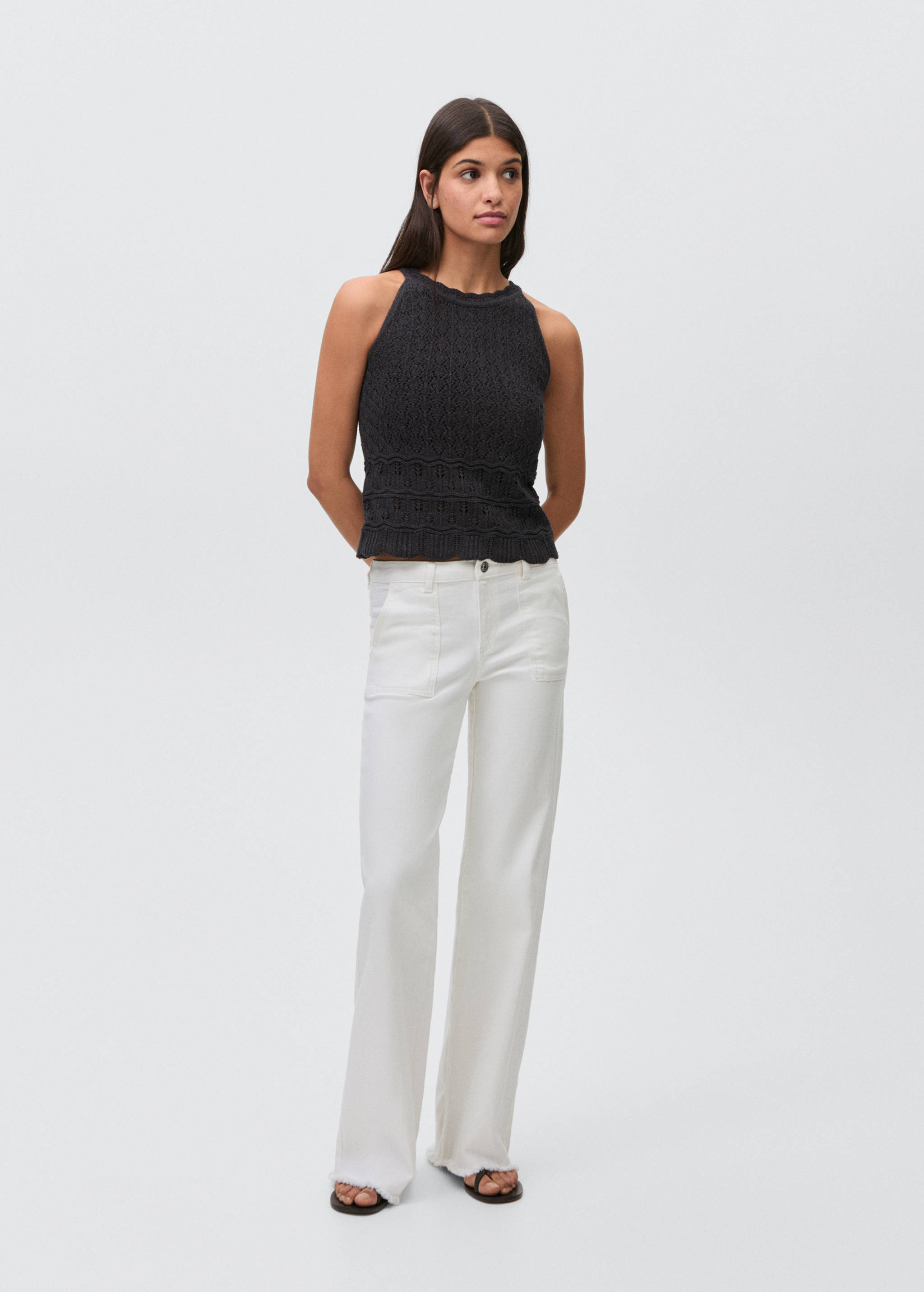 Broderie anglaise panel top - General plane