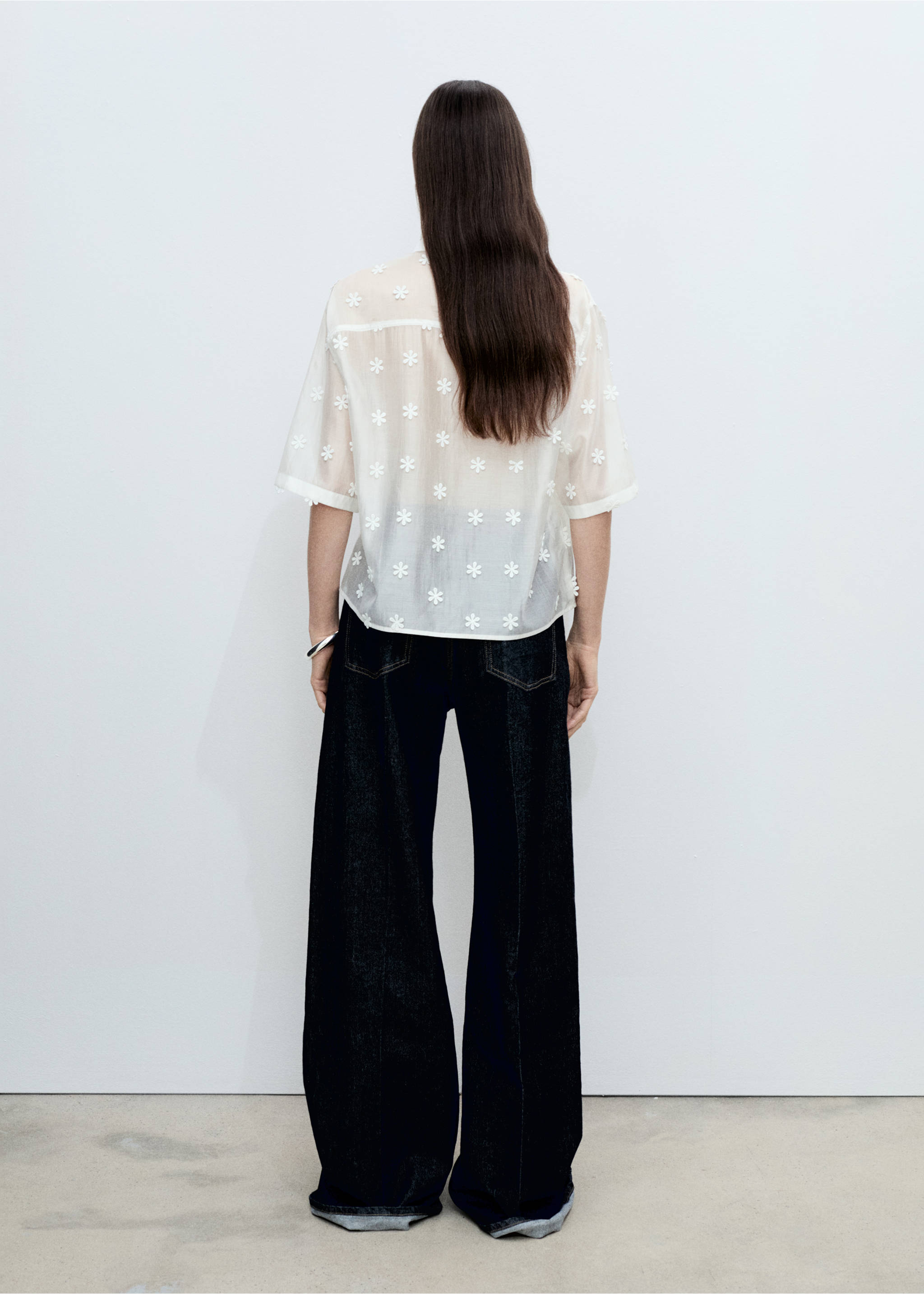 Camisa lyocell semitransparente flores - Reverso del artículo, Blanco. Ref: 87045742-00.