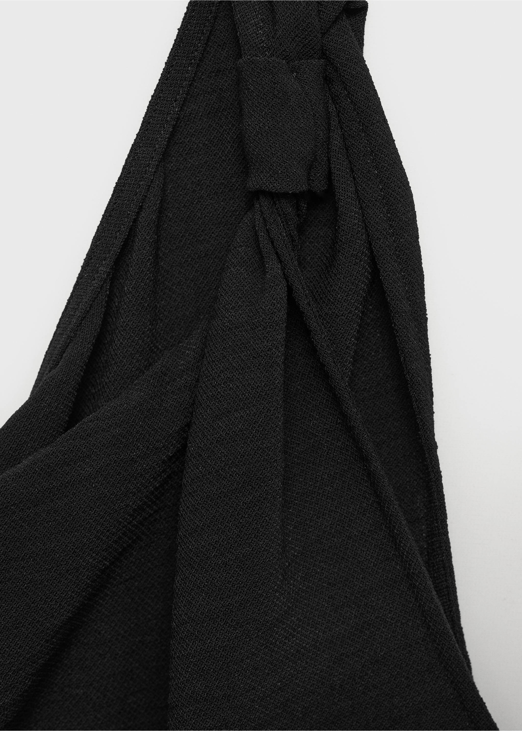 Long asymmetric dress - Details of the article 0, Black. Ref: 87045747-00.
