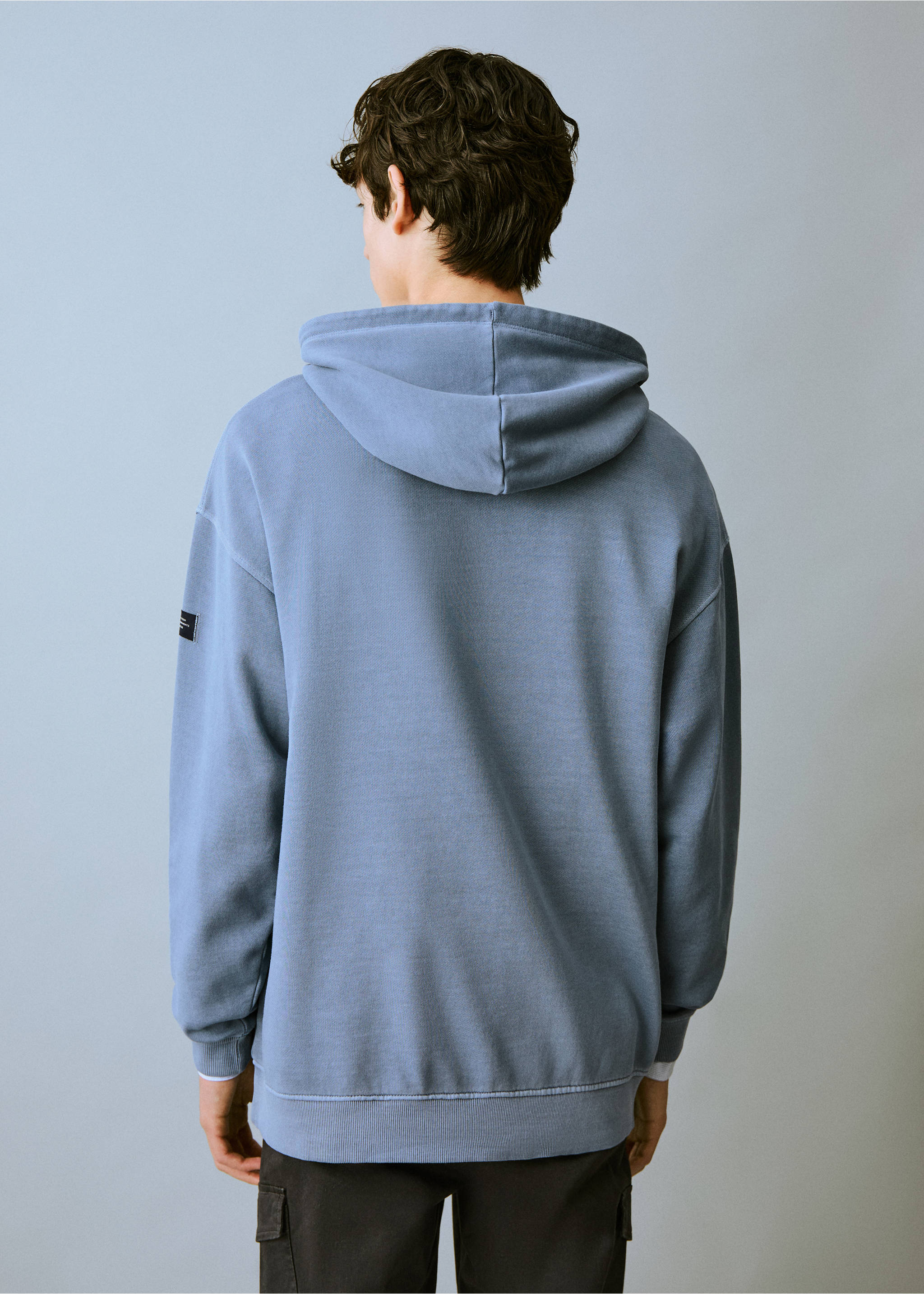 Baumwoll-Sweatshirt mit Tasche - Rückseite des Artikels, Blau. Ref: 87045751-00.