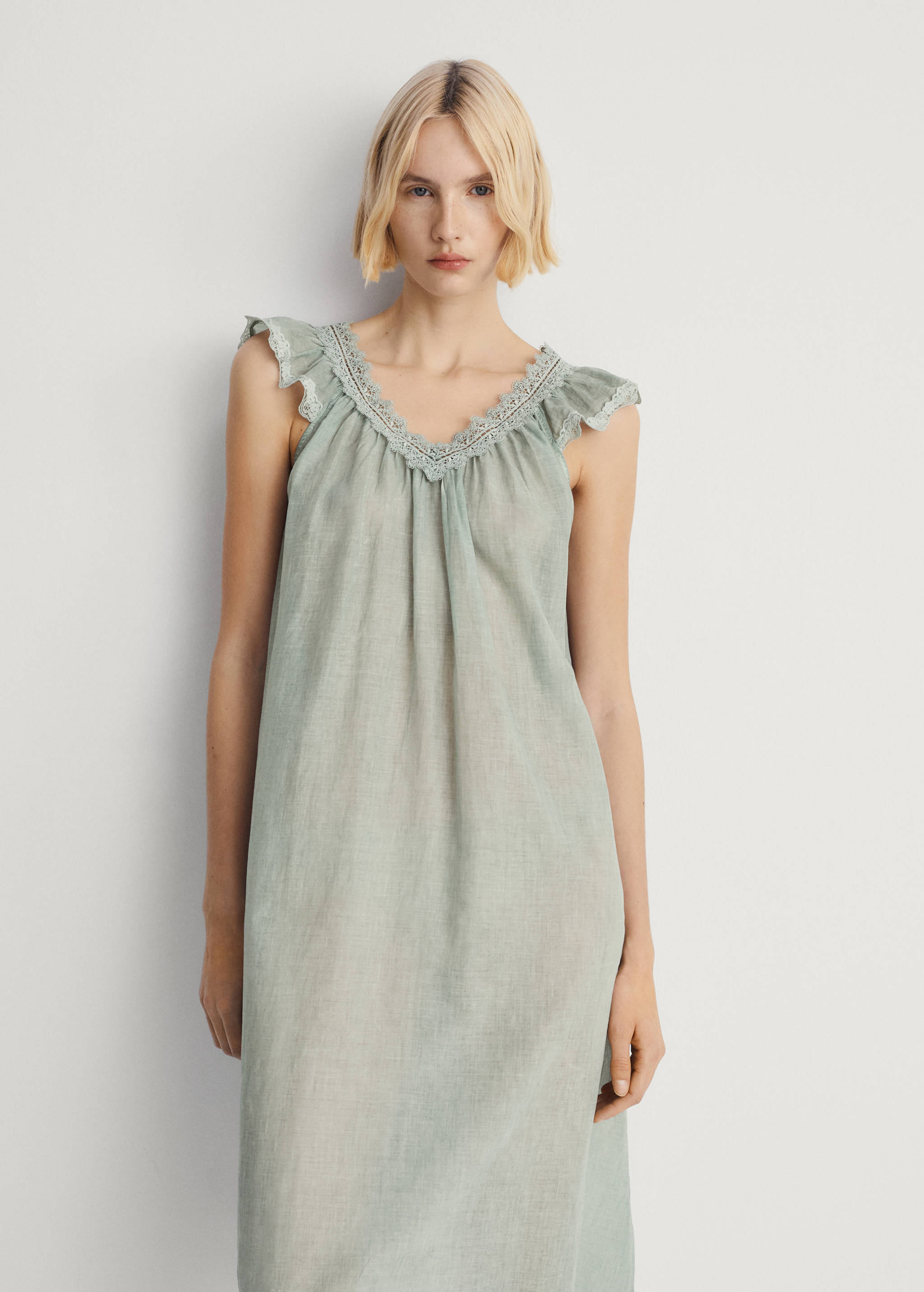 Overdyed lace cotton nightdress - Medium plane