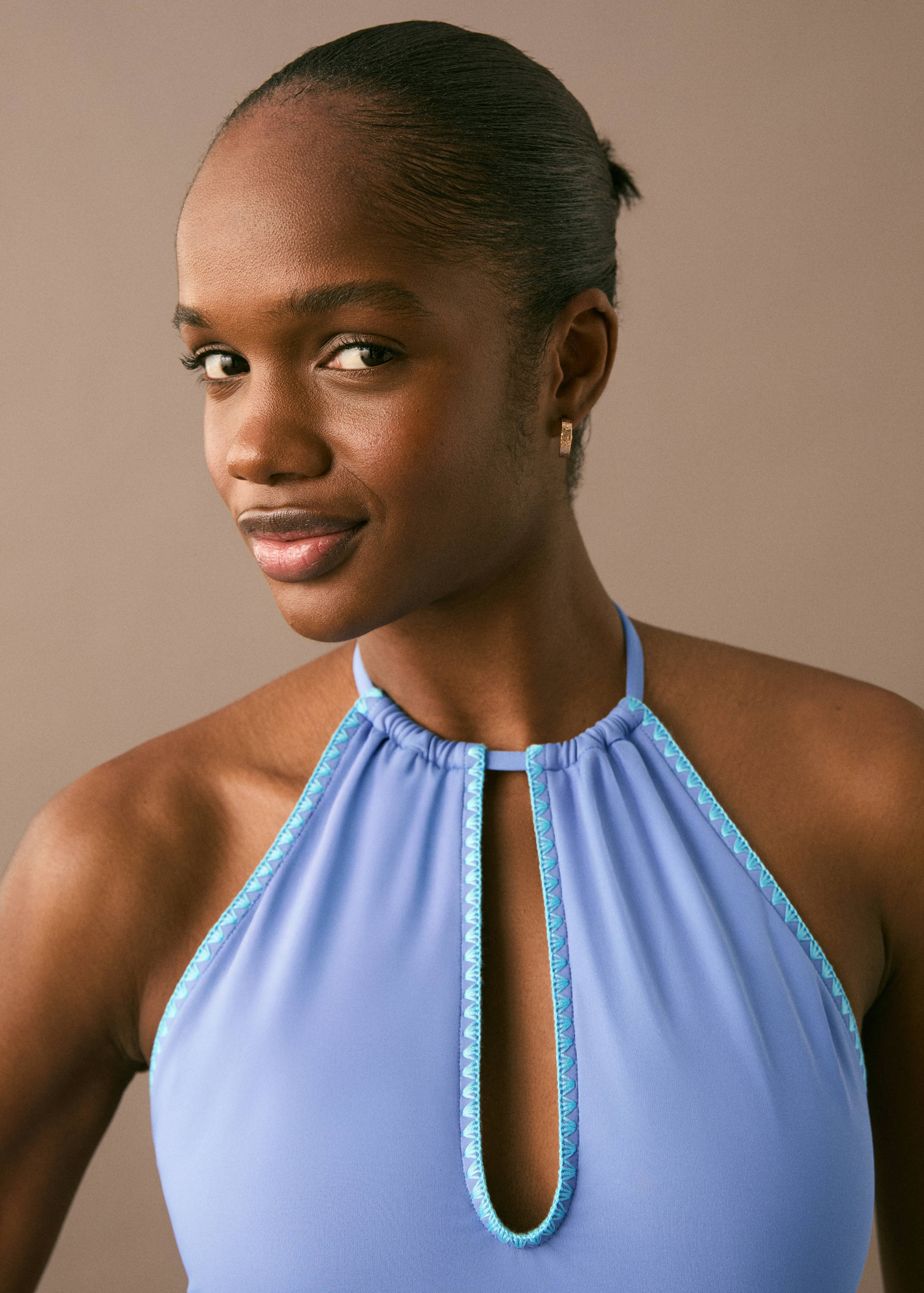 Halter neck swimsuit - Details of the article 1