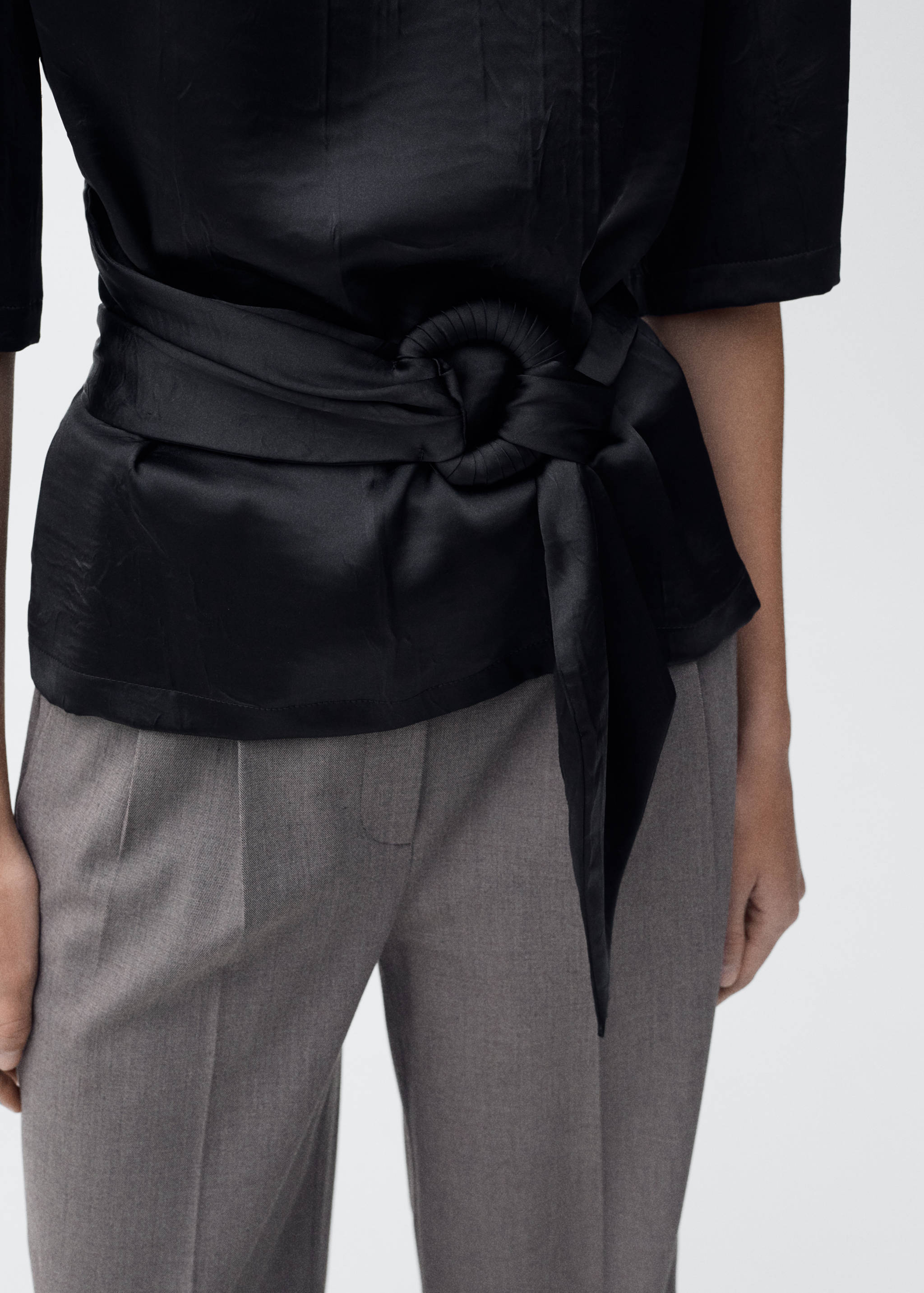 Satin blouse with belt - Details of the article 6