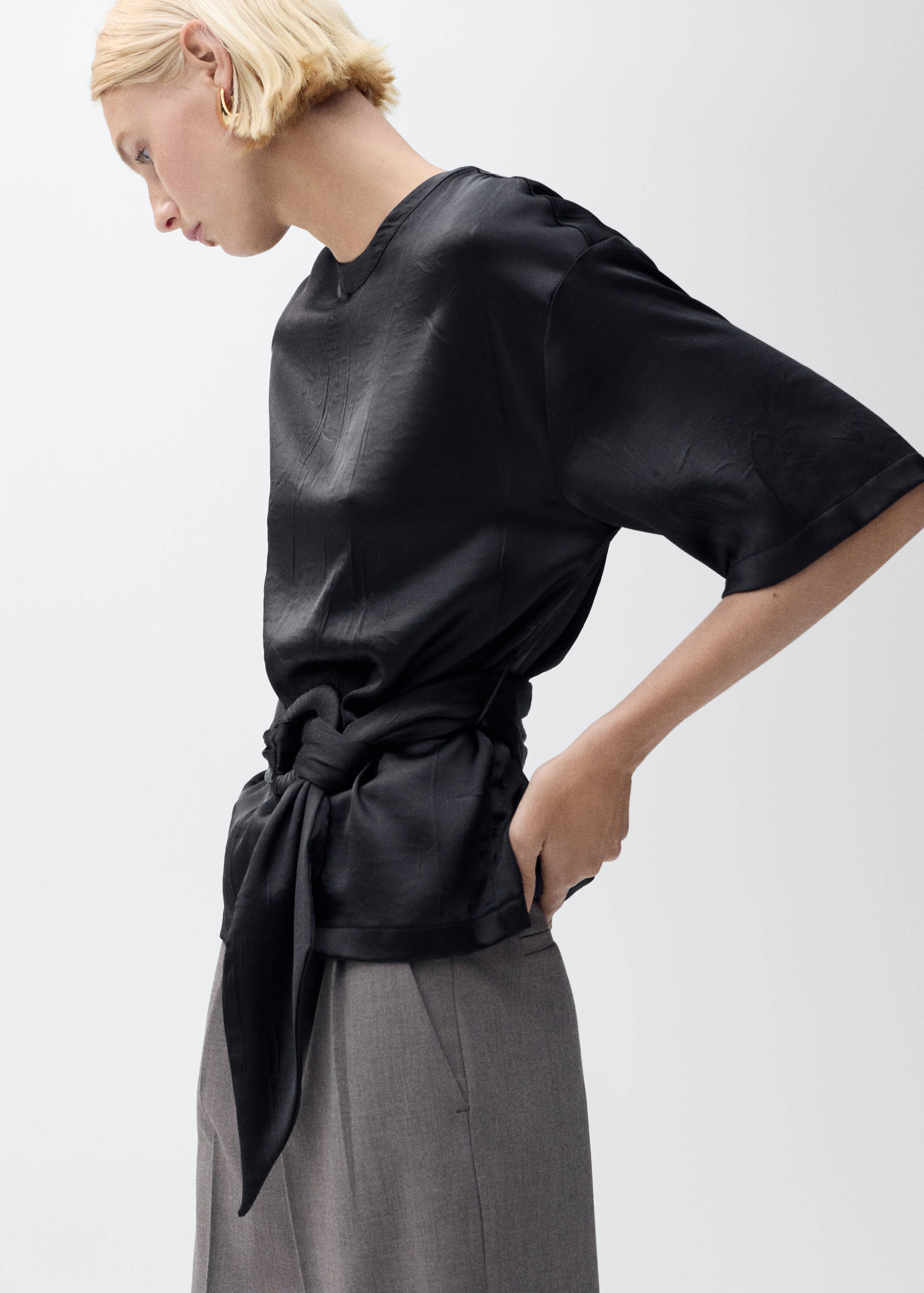 Satin blouse with belt - Details of the article 2