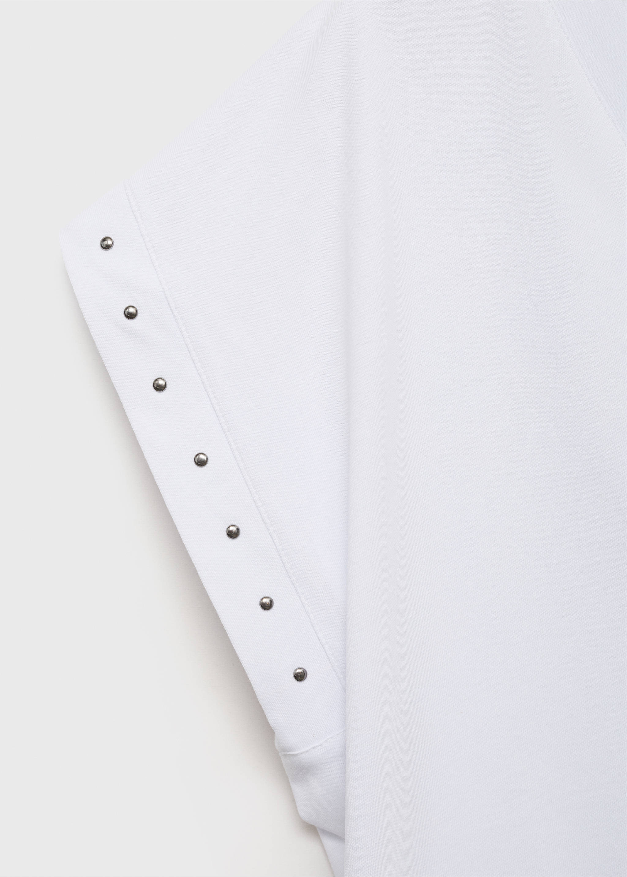 Studded V-neck t-shirt - Details of the article 8, White. Ref: 87045765-00.