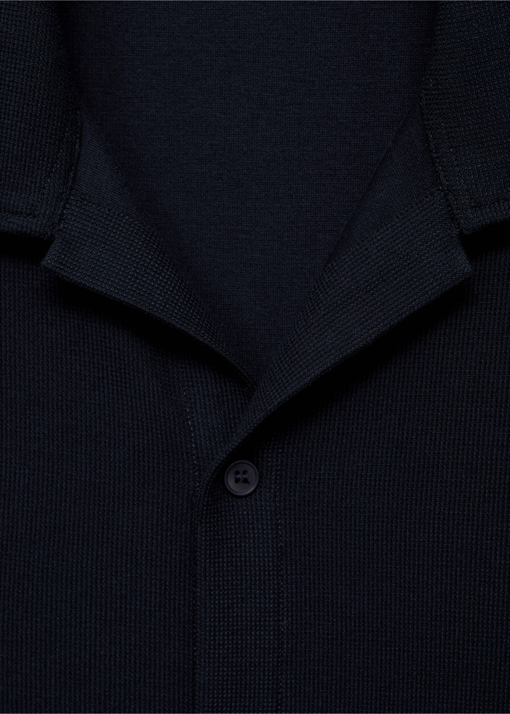 Strukturiertes Strickhemd - Detail des Artikels 8, Dunkles Marineblau. Ref: 87045925-00.