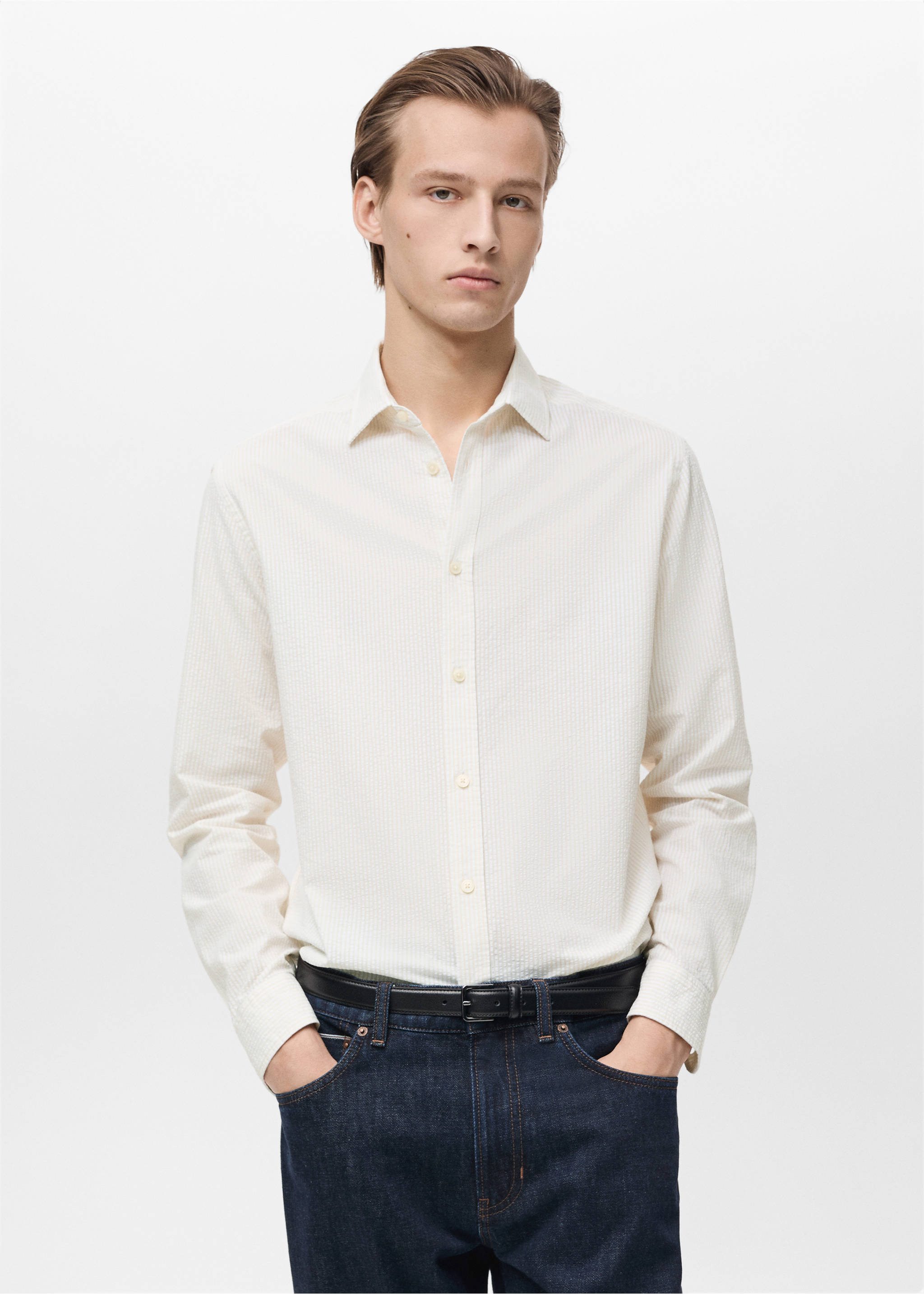 Gestreiftes Seersucker-Hemd - Mittlere Ansicht, Sandfarben. Ref: 87045932-00.