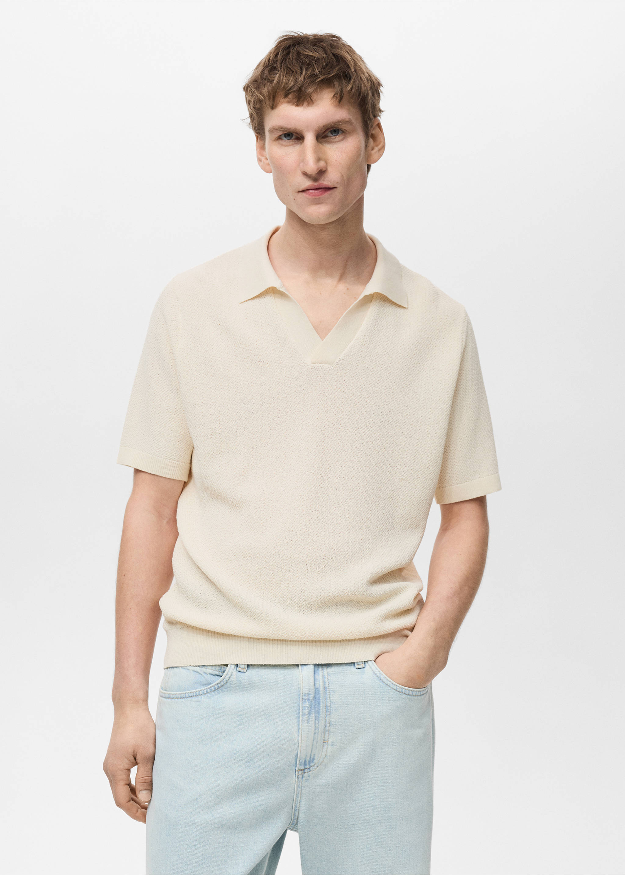 Polo maglia sottile - Piano medio, Bianco avorio. Ref: 87045934-00.