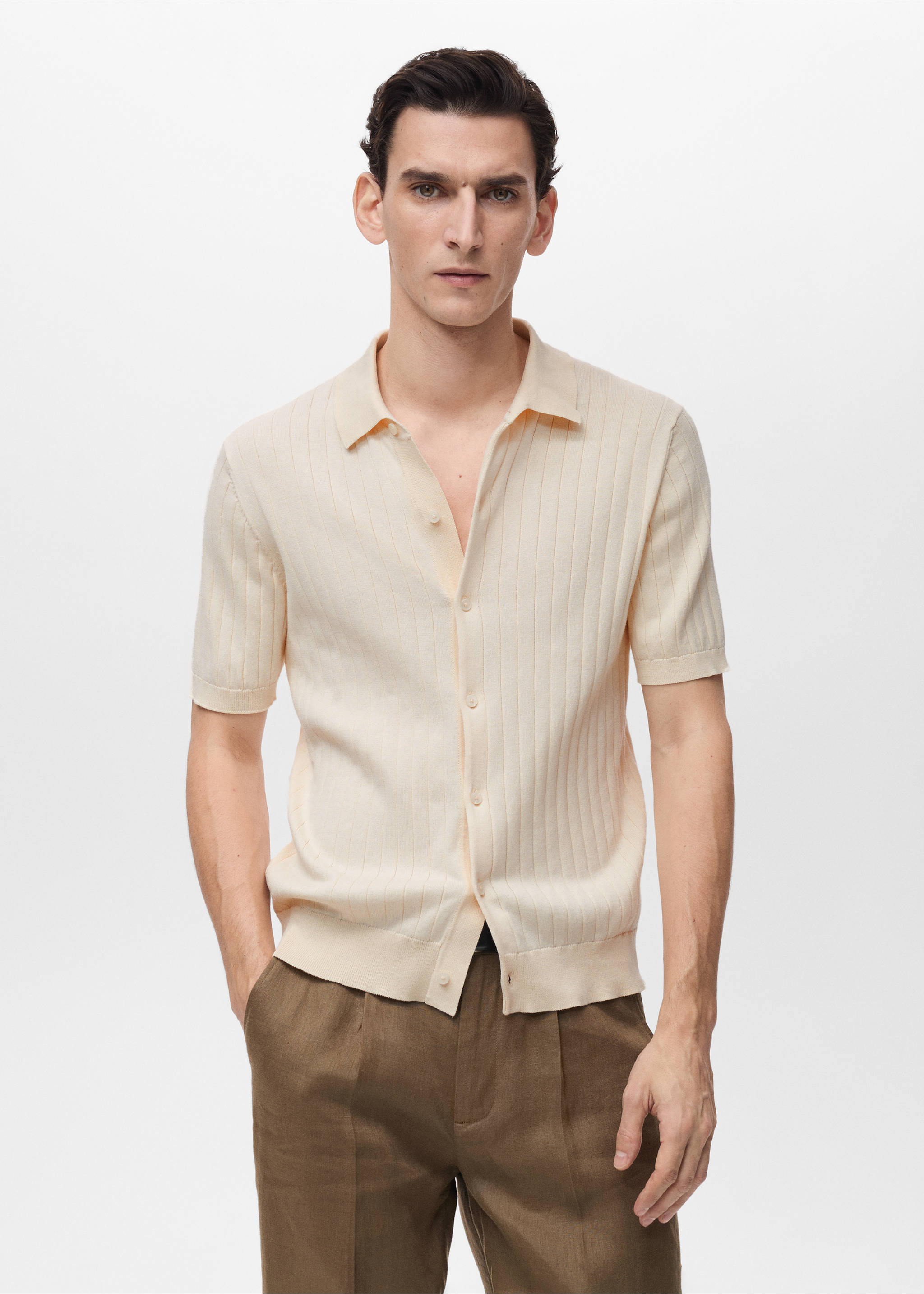 Camisa punto fino canalé - Plano medio, Blanco marfil. Ref: 87045935-00.