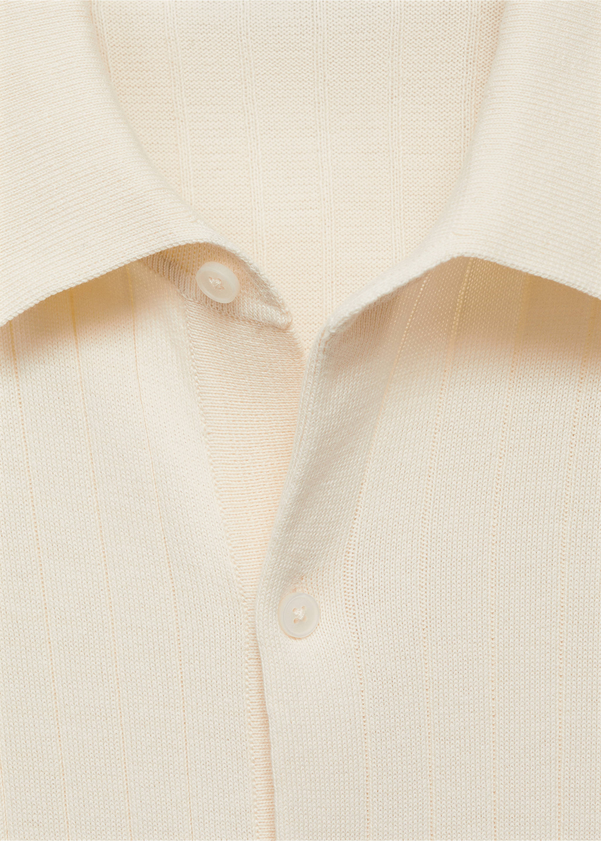Camisa punto fino canalé - Detalle del artículo 8, Blanco marfil. Ref: 87045935-00.