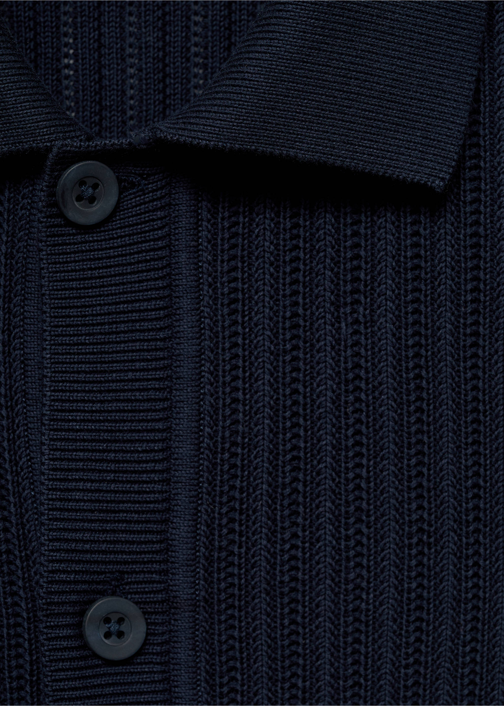 100% cotton shirt structure - Details of the article 8, Dark Navy. Ref: 87045936-00.