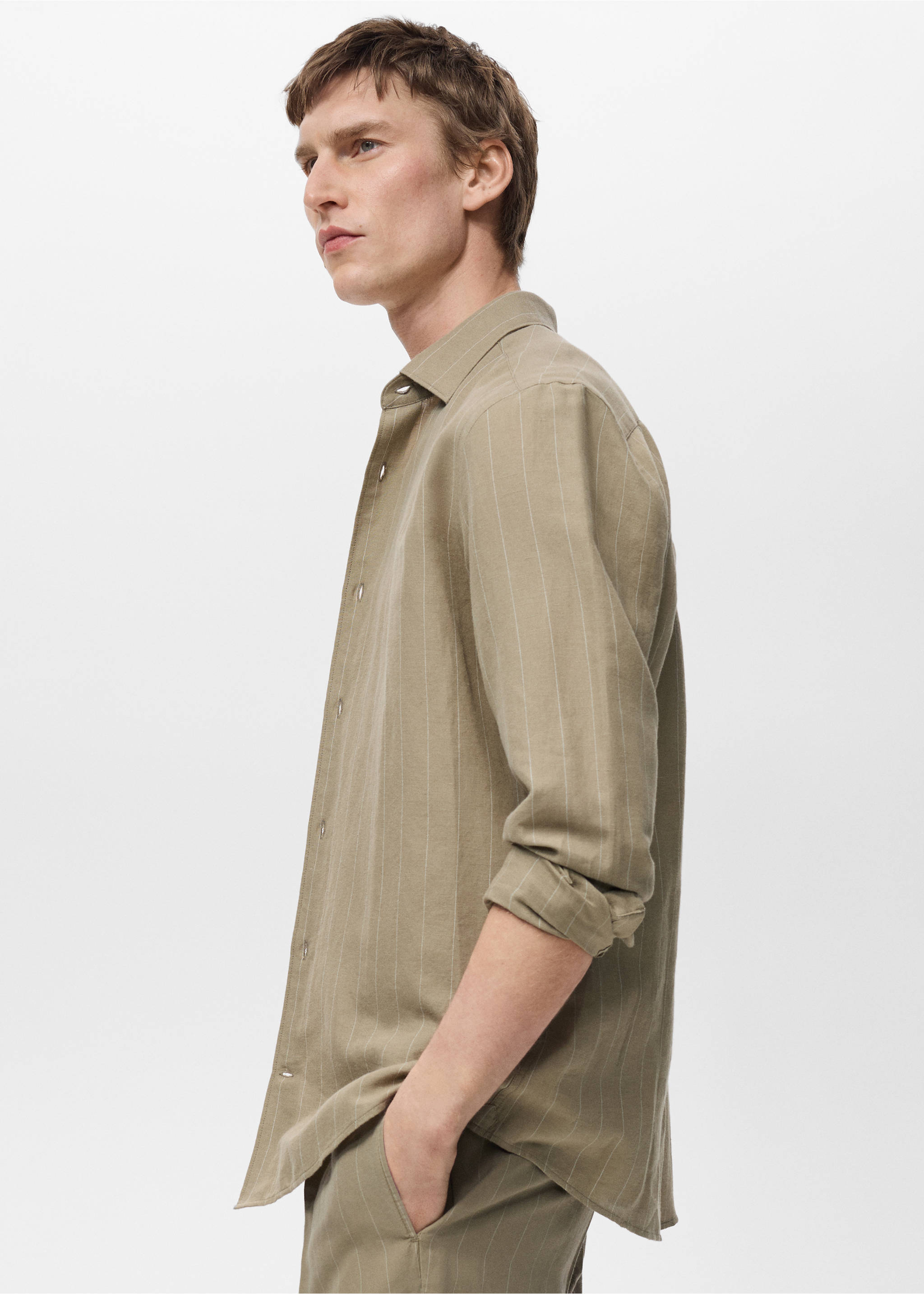 Linen pinstripe shirt - Details of the article 2, Khaki. Ref: 87045951-00.