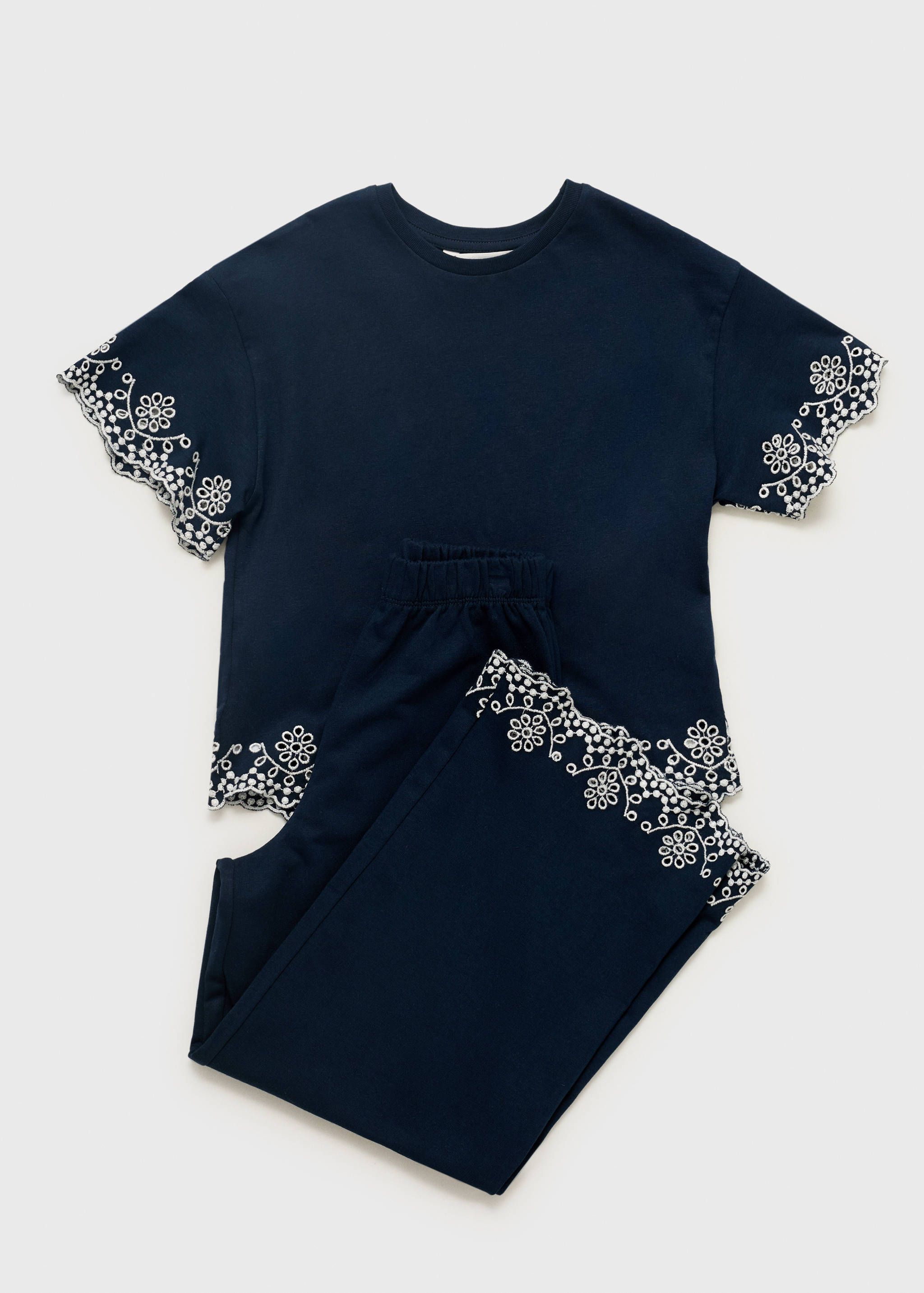 Camiseta detalles bordados - Detalle del artículo 8