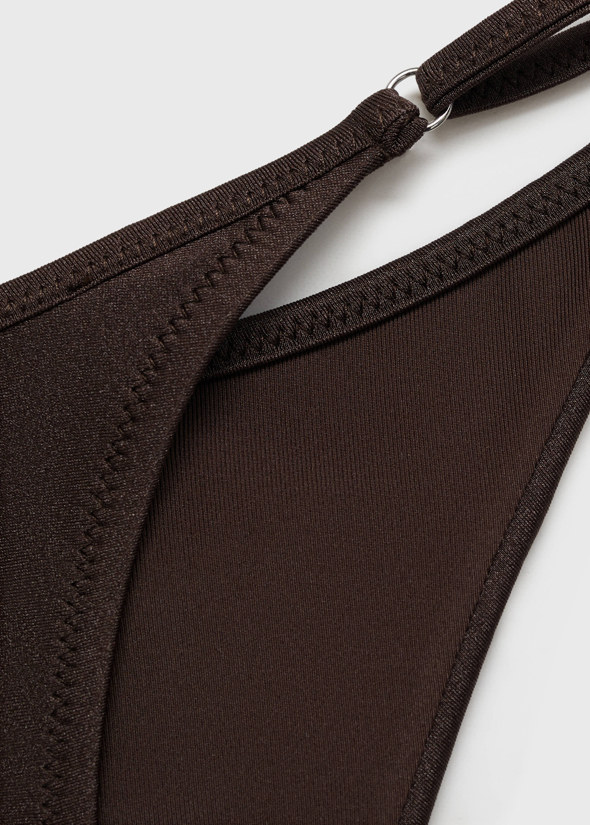 Bikini-Slip mit glänzendem Finish - Detail des Artikels 8