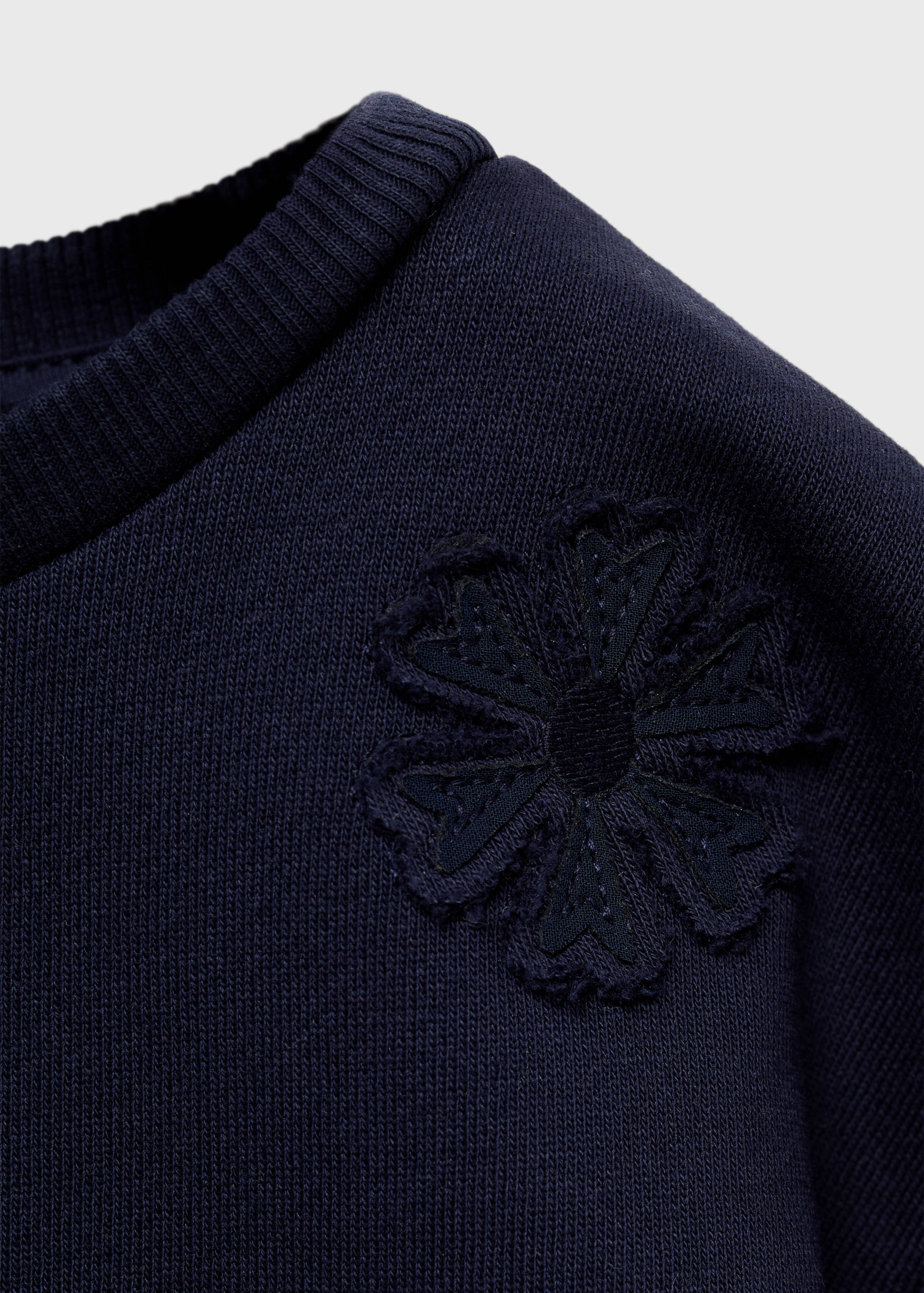 Embroidered detail cotton sweatshirt - Details of the article 8