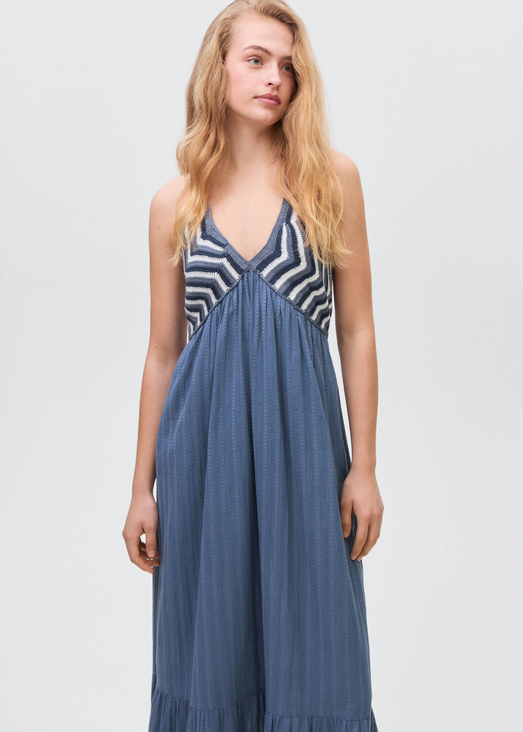 Maxikleid mit Häkel-Einsatz - Mittlere Ansicht