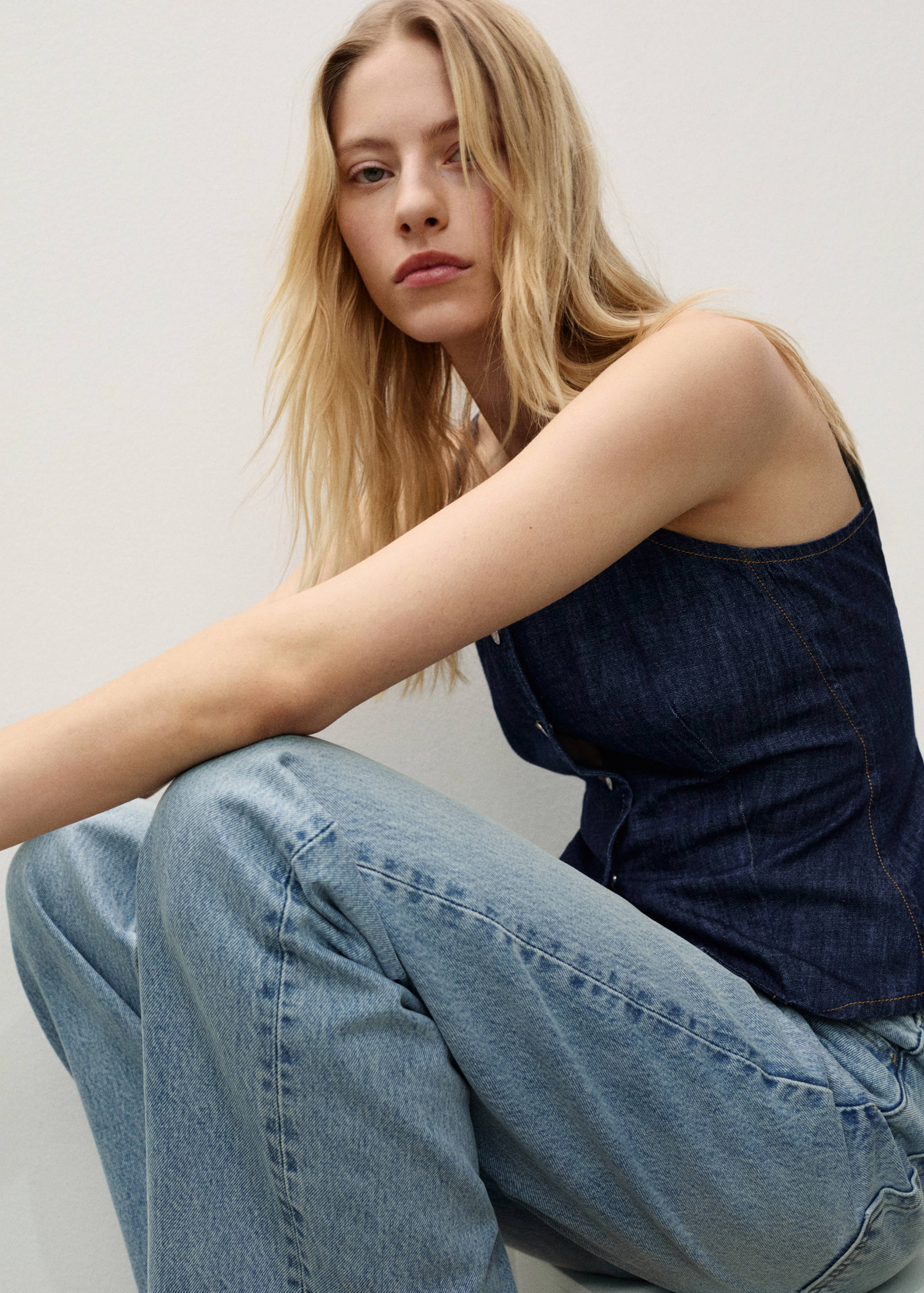 Miami medium-rise straight-fit jeans - Details of the article 2