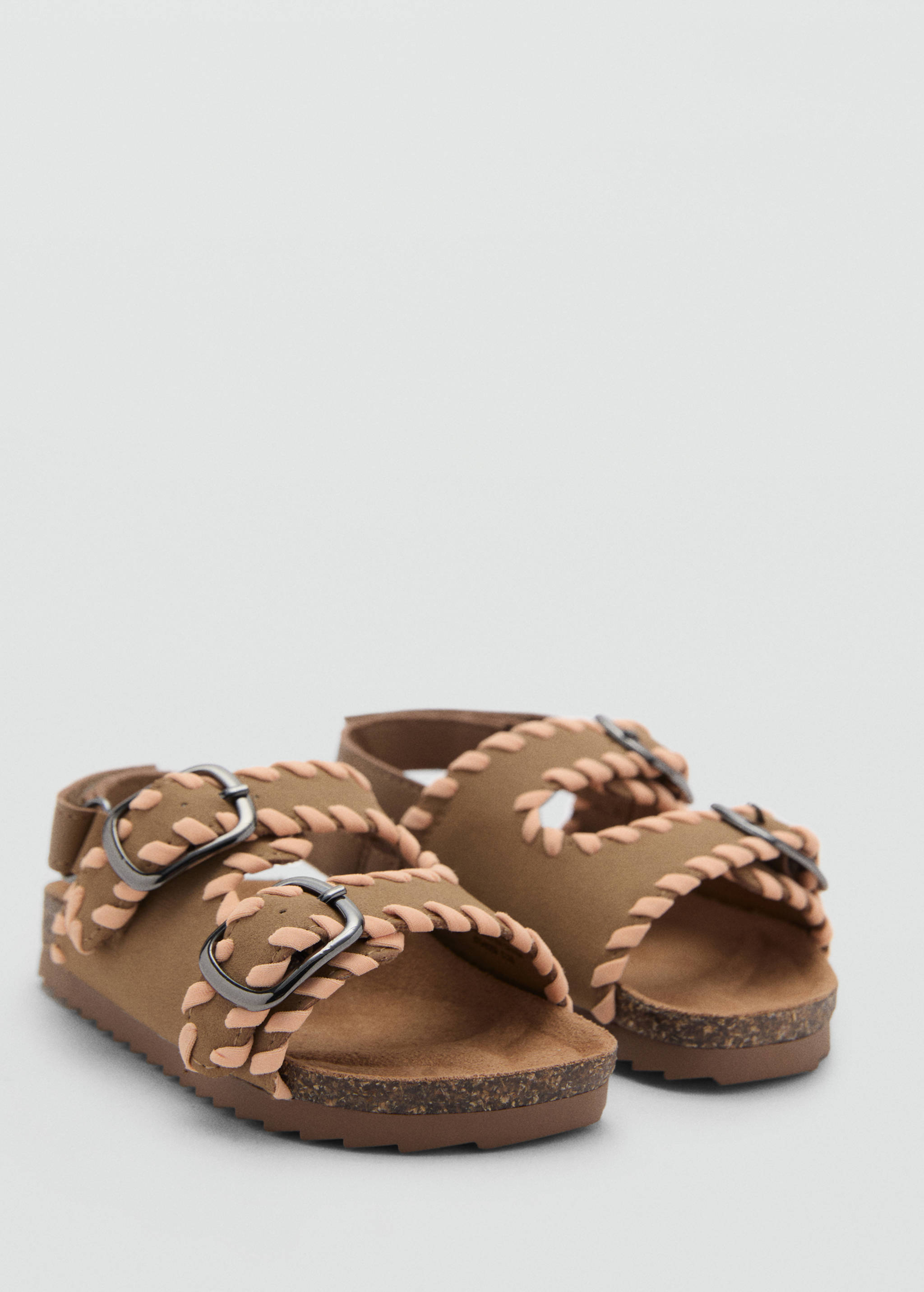 Strap sandals with buckle - Medium plane