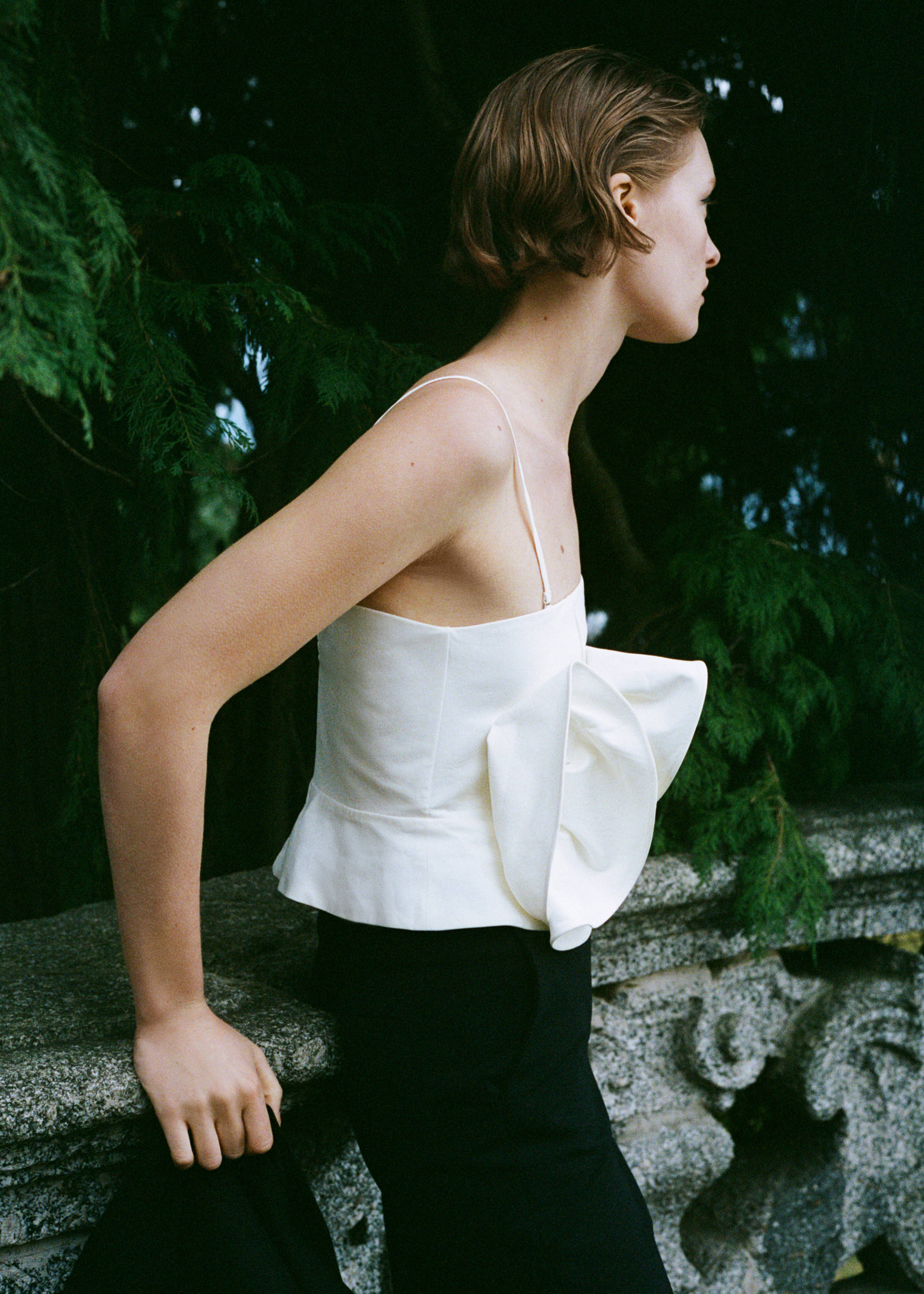 Top mit Maxi-Volant - Detail des Artikels 6