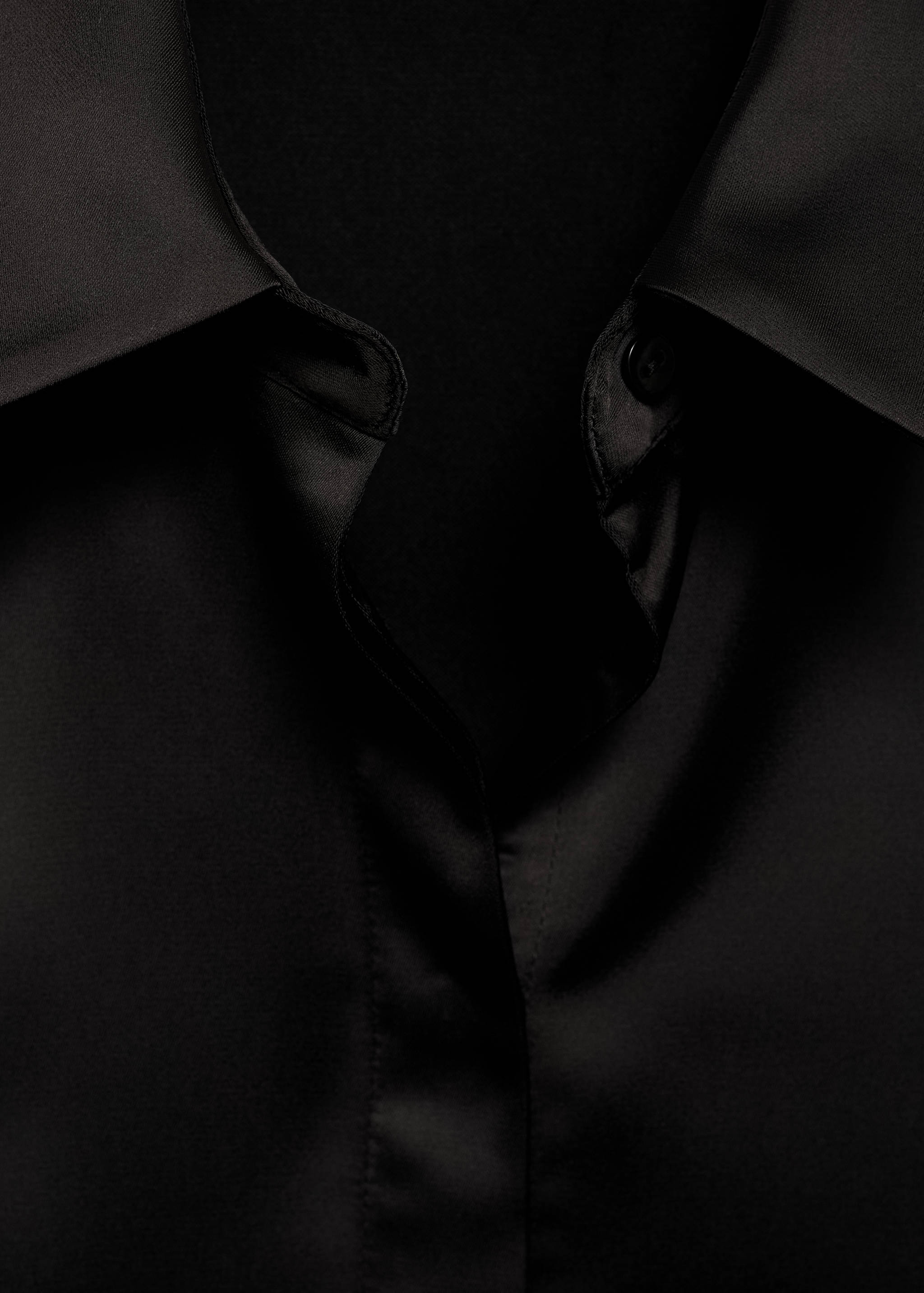 Satin shirt with hidden buttons - Details of the article 8