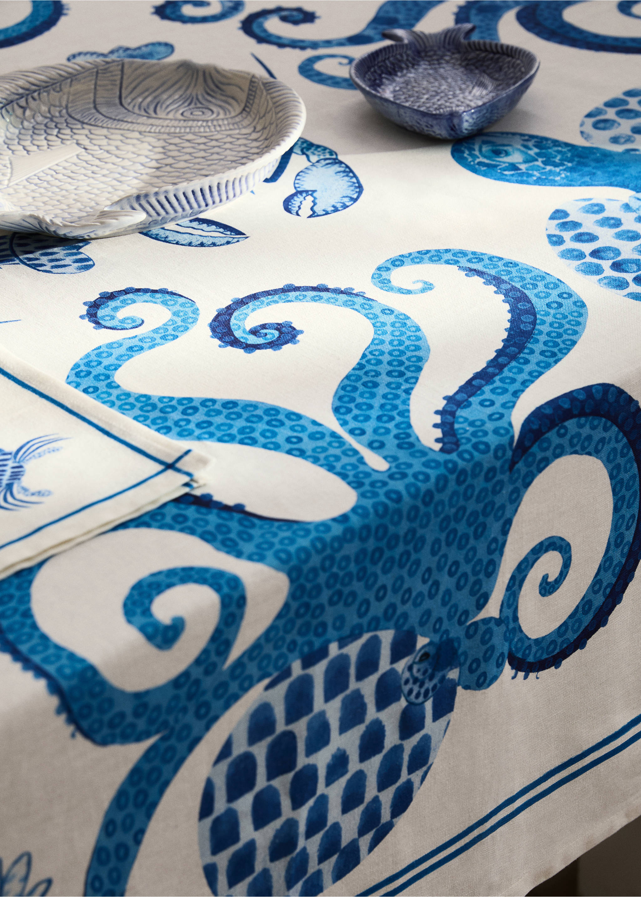 Nappe en lin imprimé marin pour 6 à 8 convives - Détail de l'article 7, Bleu. Ref: 87046730-00.