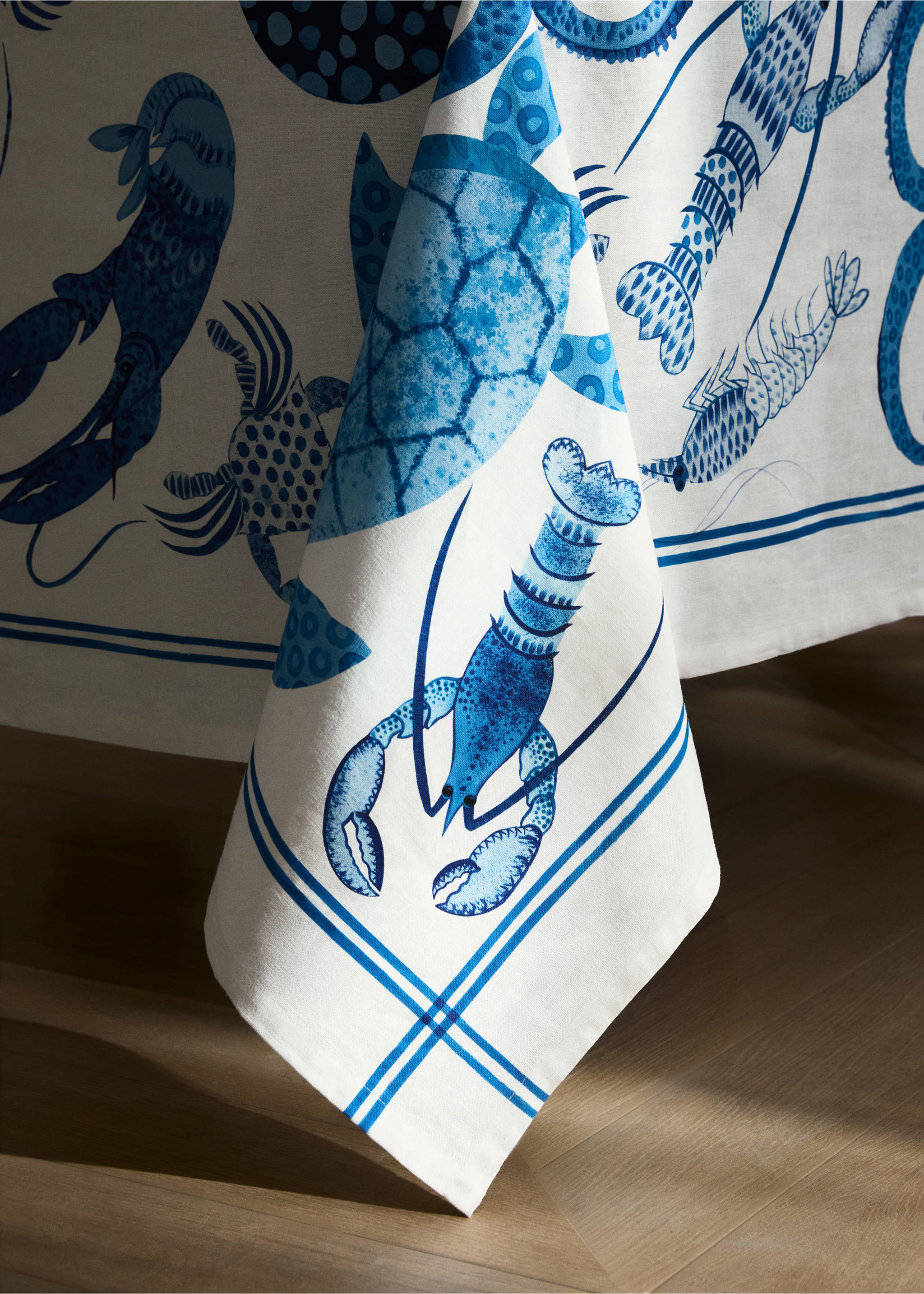 Nappe en lin imprimé marin pour 6 à 8 convives - Détail de l'article 8, Bleu. Ref: 87046730-00.