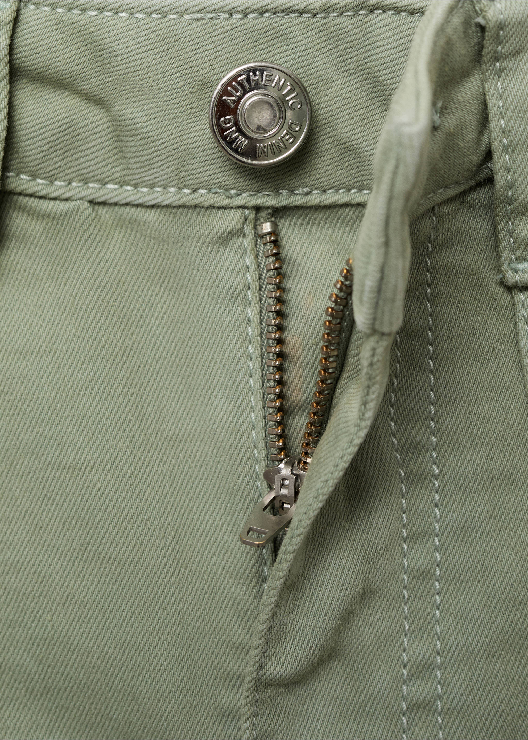 Cotton shorts with pockets - Details of the article 0, Pastel Green. Ref: 87047167-00.