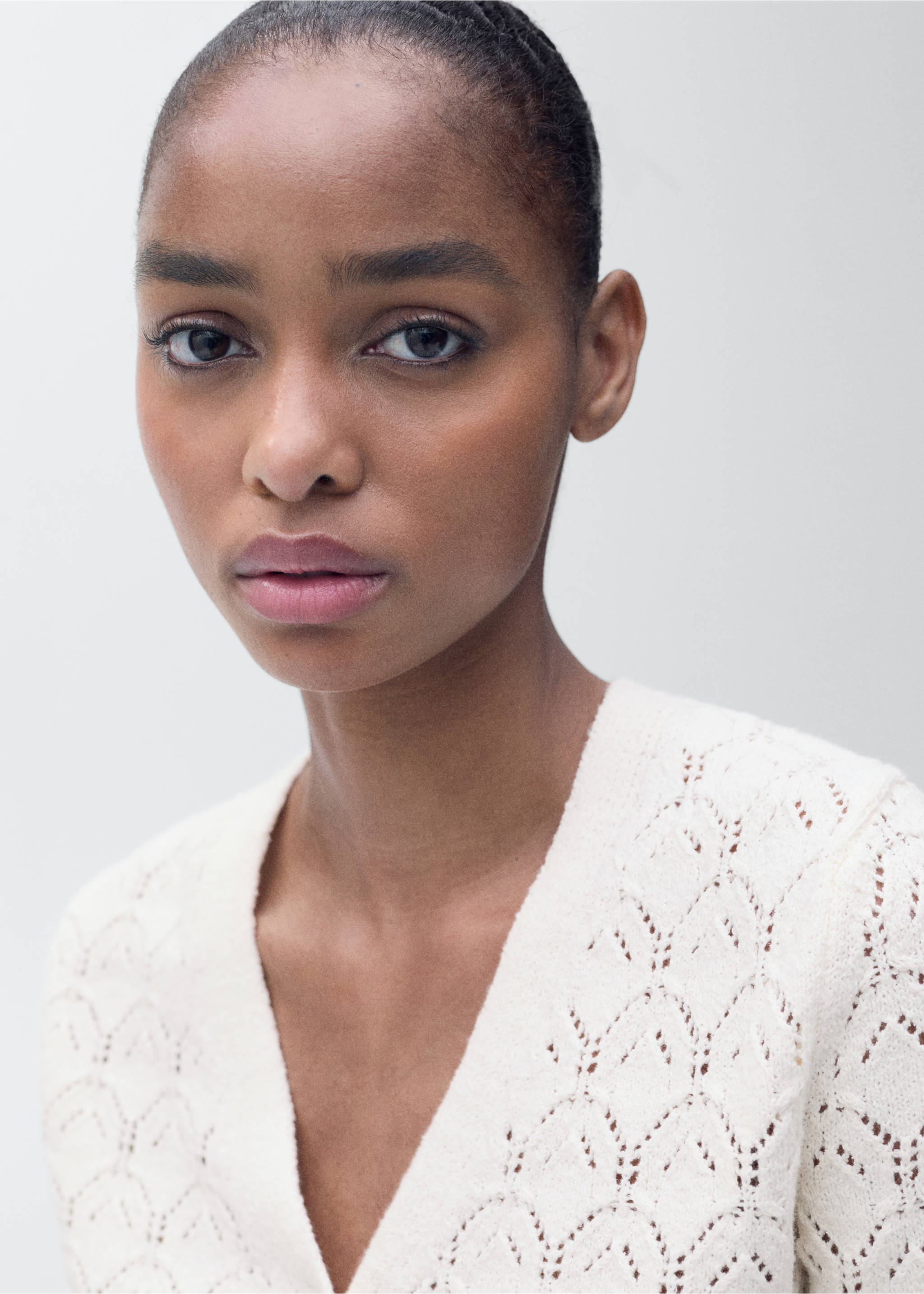 Openwork detail knit cardigan - Details of the article 1, Ecru. Ref: 87047182-00.