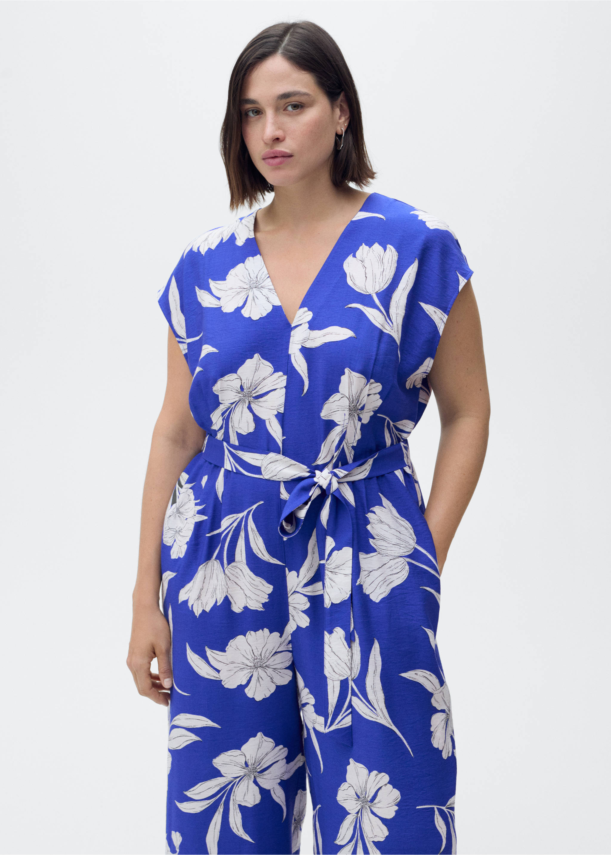 Printed long jumpsuit with belt - Details of the article 4, Blue. Ref: 87047184-00.