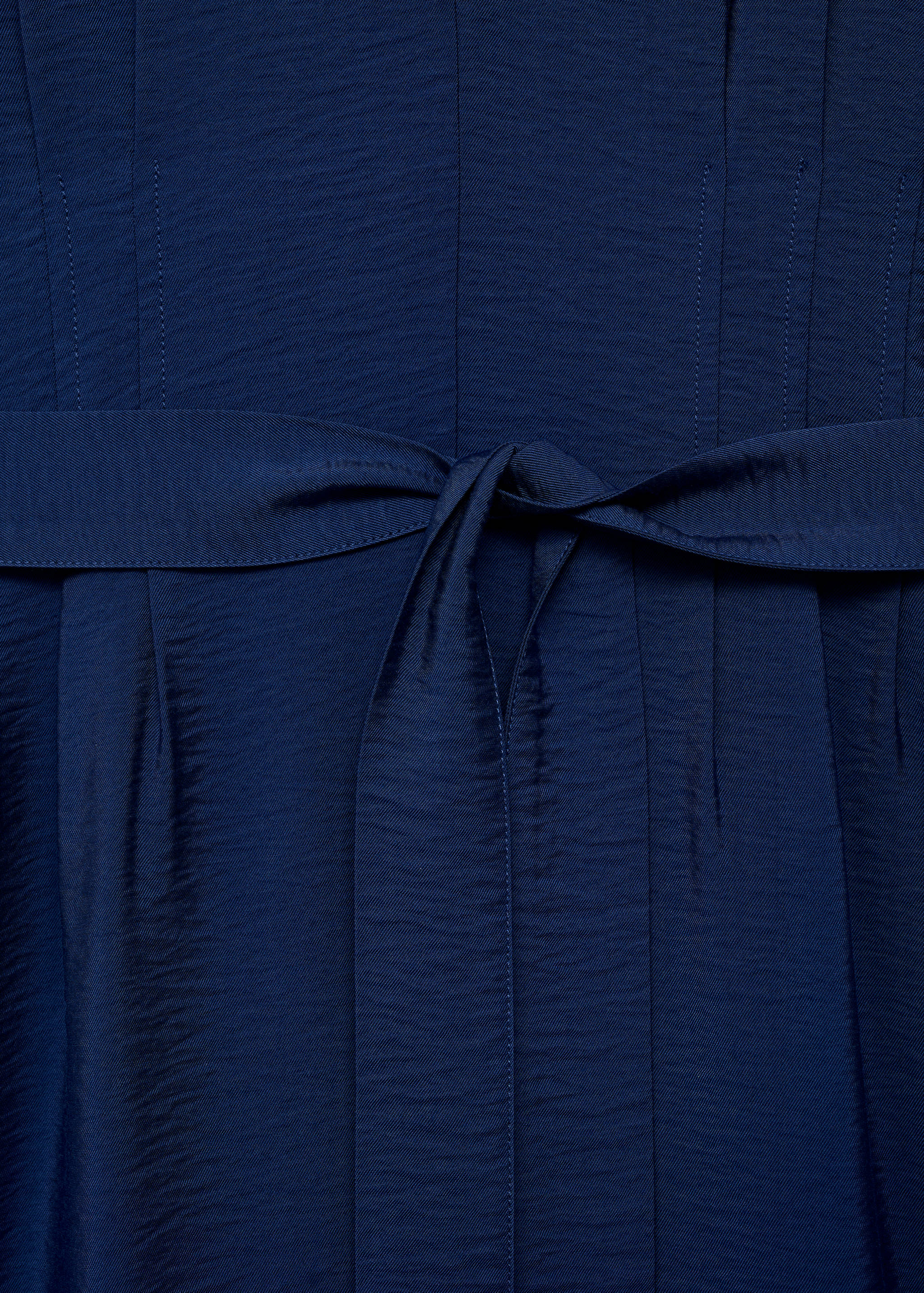 Printed long jumpsuit with belt - Details of the article 8