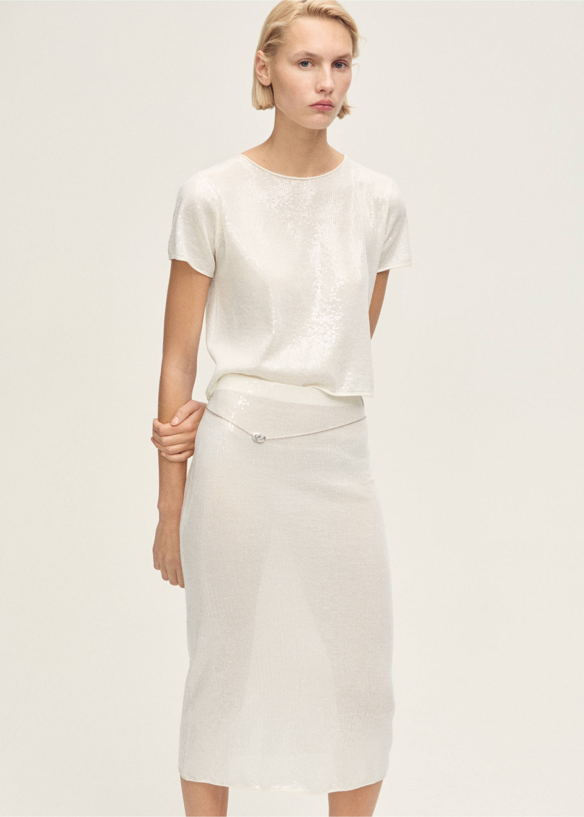 Short-sleeved sequin knitted sweater - Medium plane, Vanilla. Ref: 87047190-00.