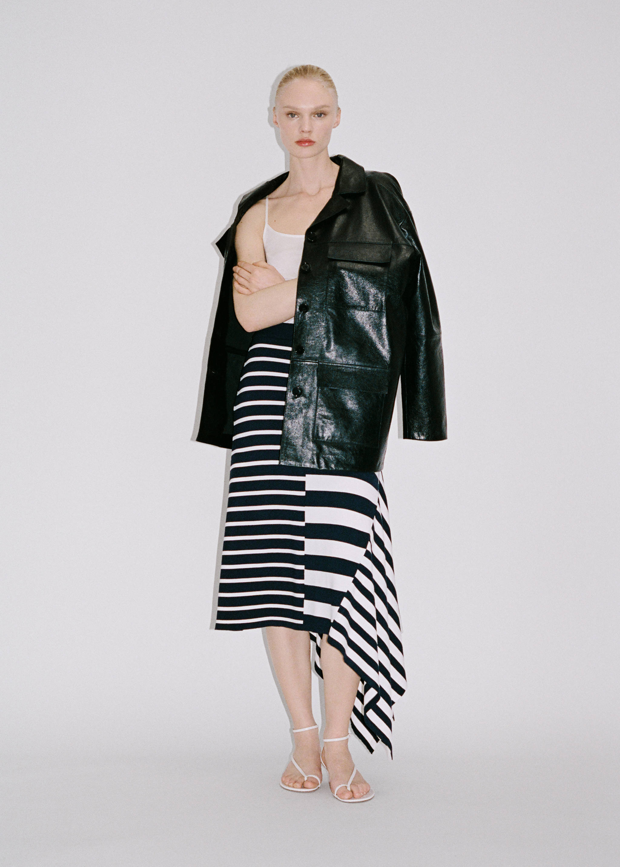 Asymmetrical striped knit skirt - Details of the article 7