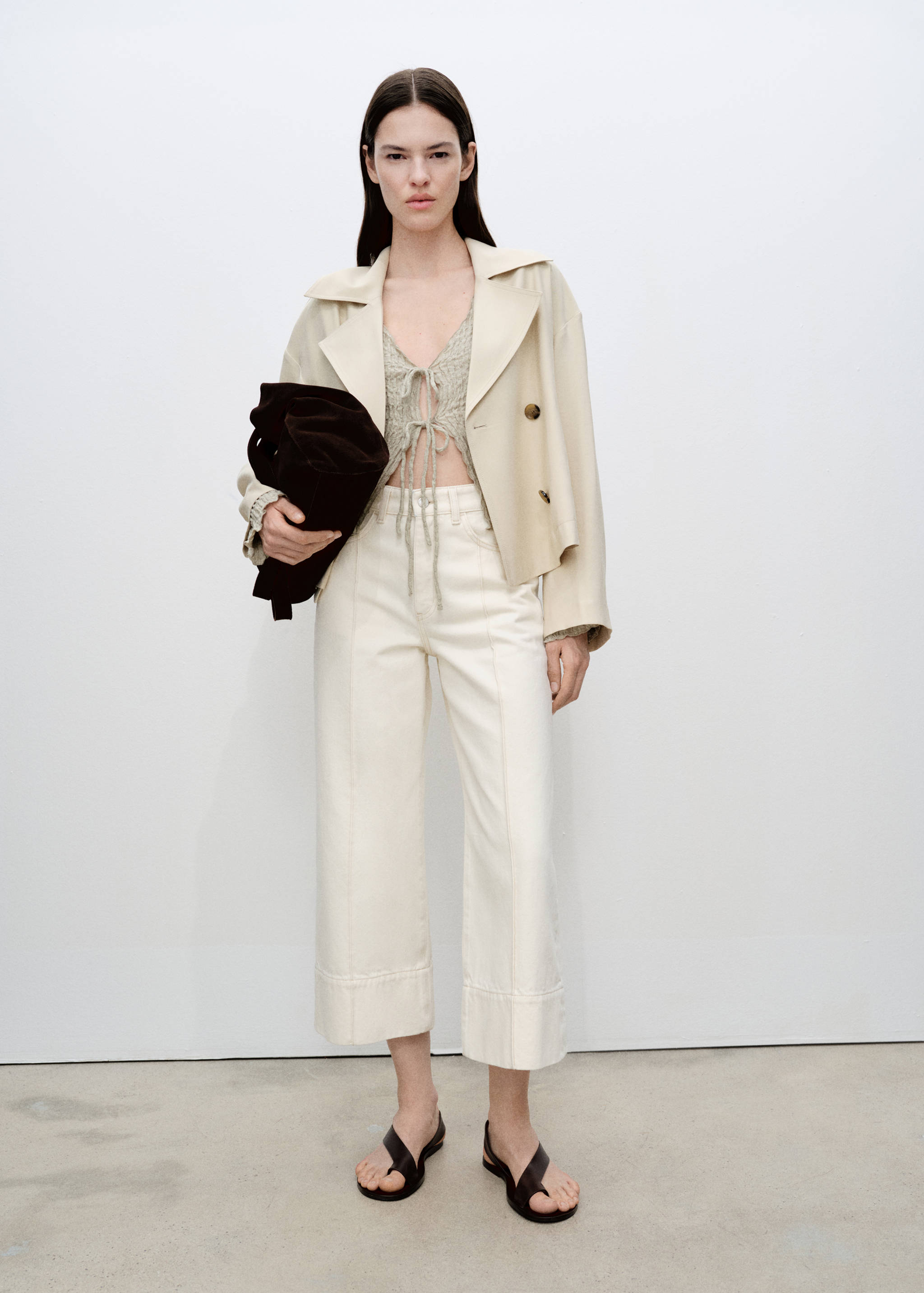 Double-breasted cropped trench coat - General plane