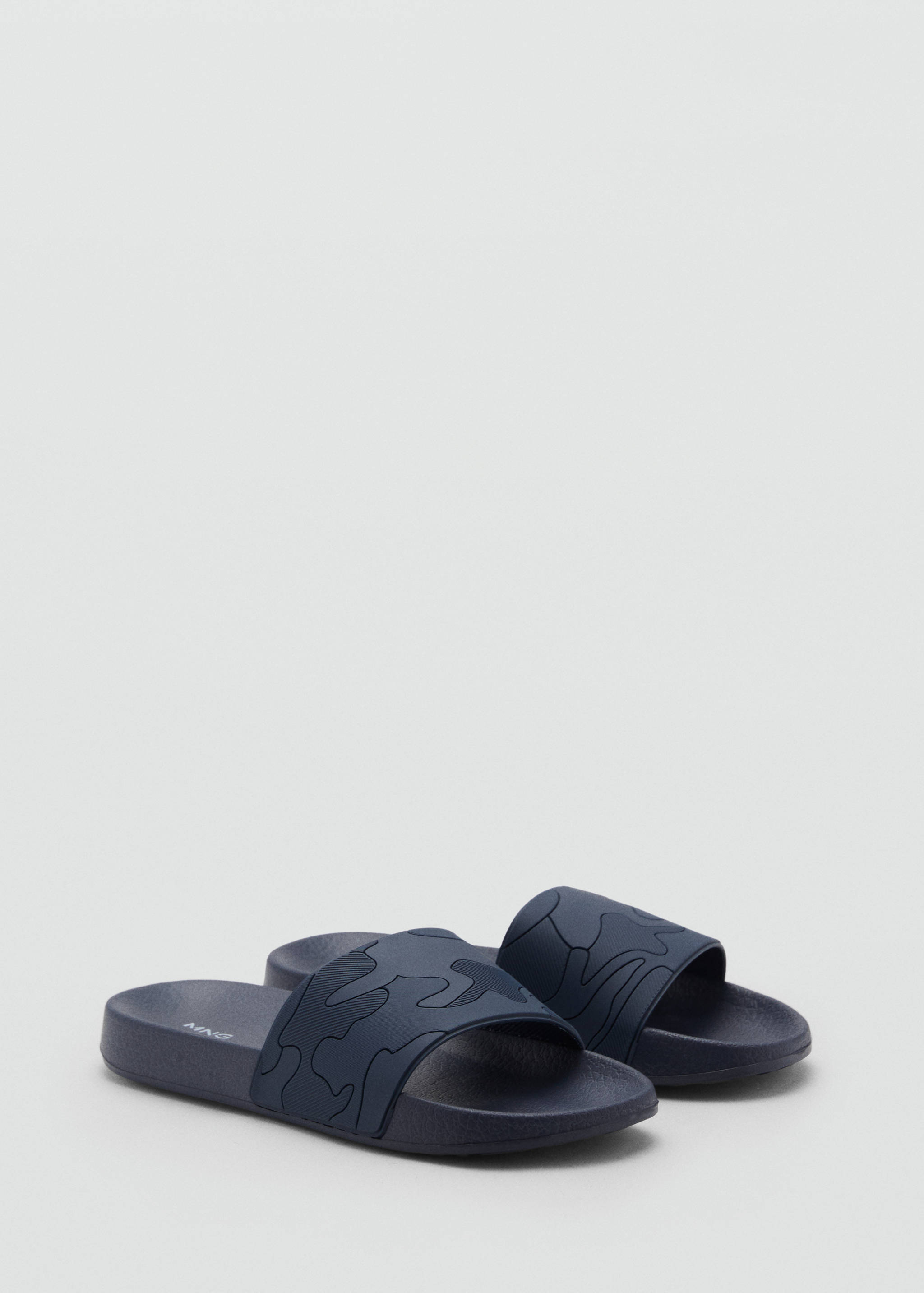 Flip-Flops mit Tarnmuster - Mittlere Ansicht