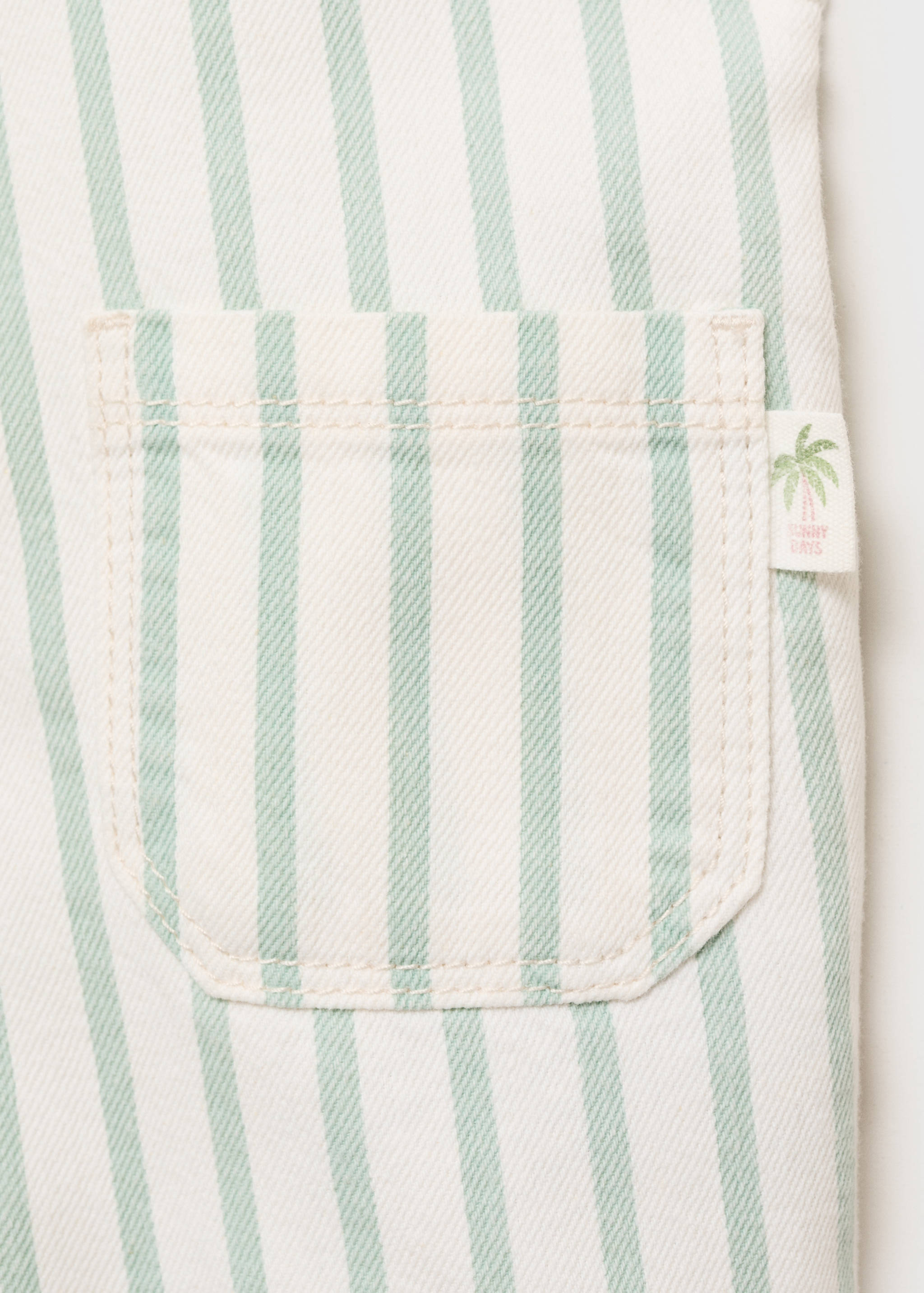 Gestreifte Jeans-Latzhose - Detail des Artikels 0