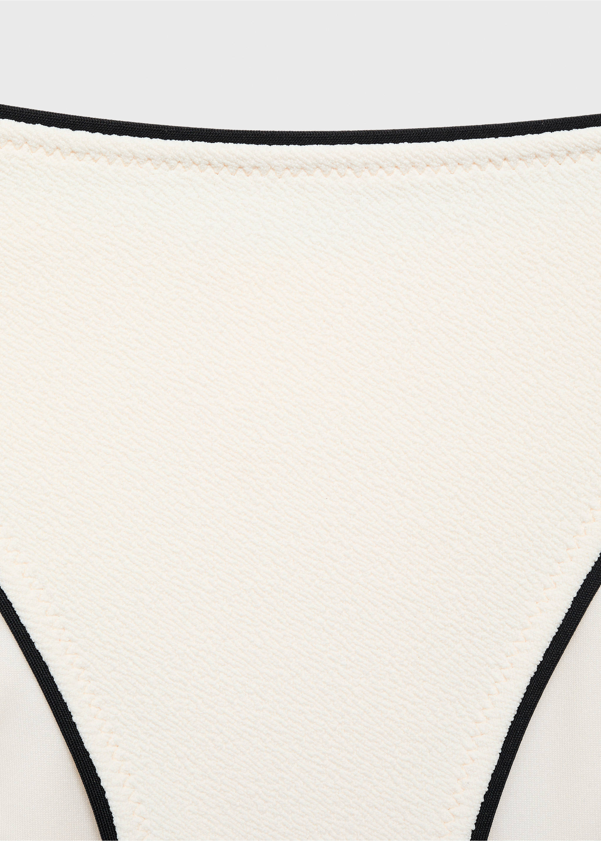 Bikini bottom with contrasting trims - Details of the article 0, White. Ref: 87047686-00.