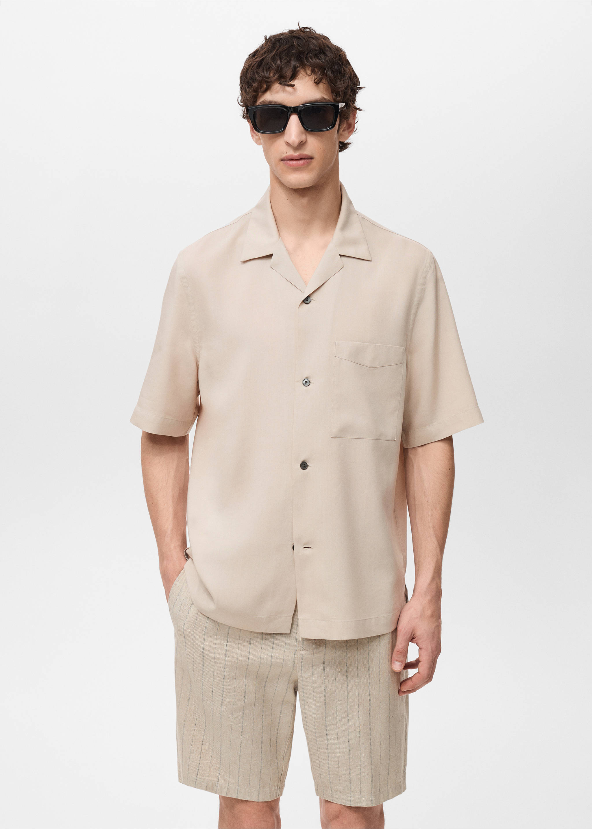 Lyocell shirt with pocket - Medium plane, Sand. Ref: 87047890-00.