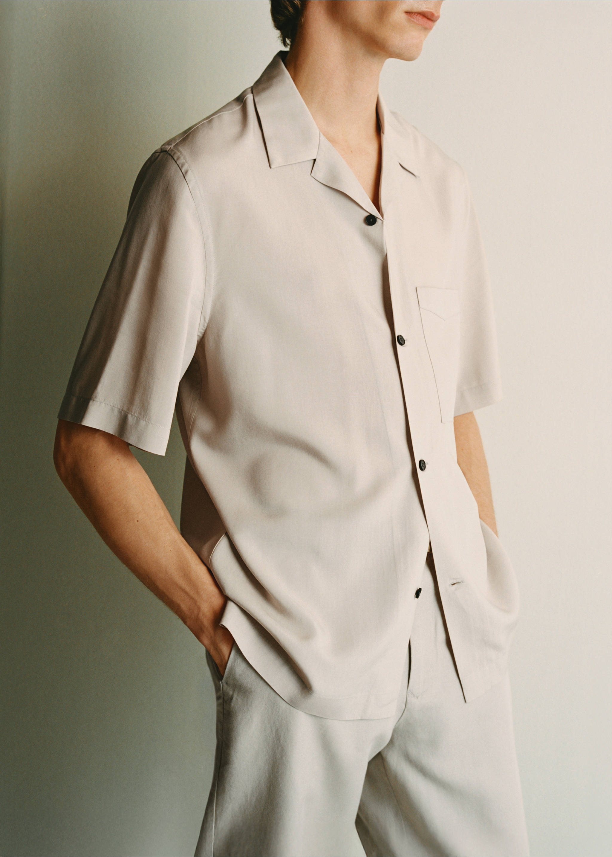 Lyocell shirt with pocket - Details of the article 3, Sand. Ref: 87047890-00.