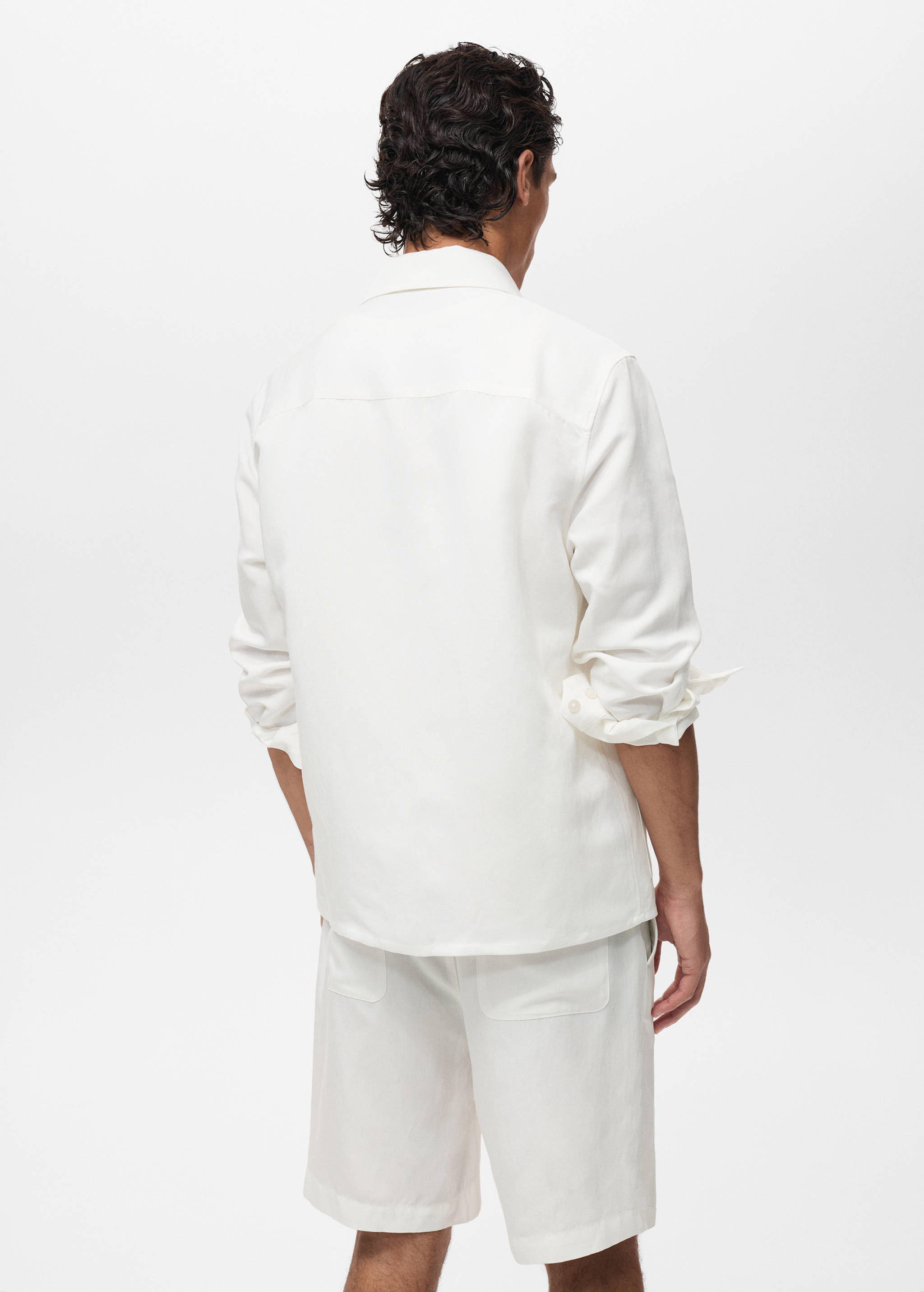Linen-blend overshirt with pockets - Reverse of the article
