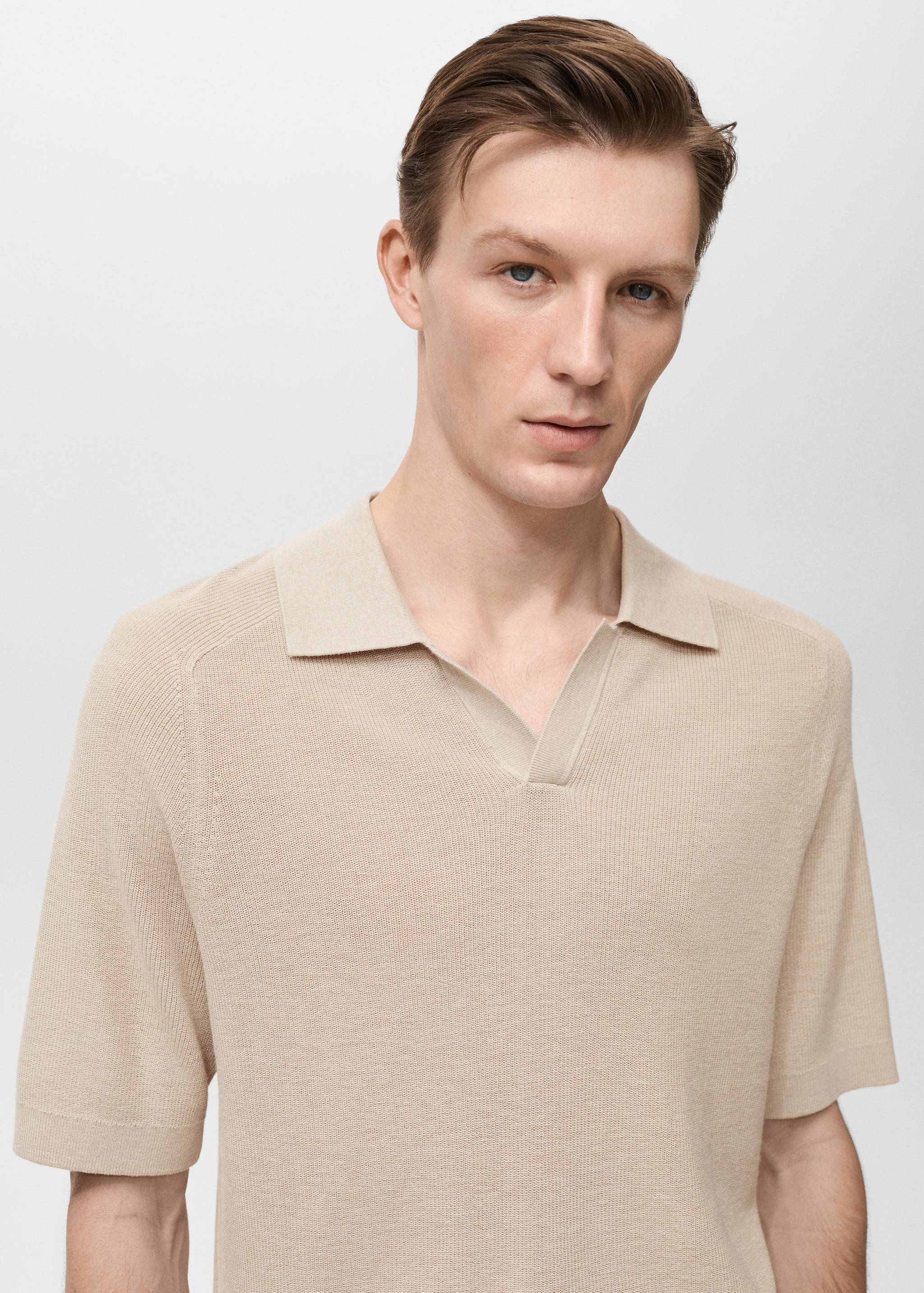 Structured knitted polo shirt - Details of the article 1