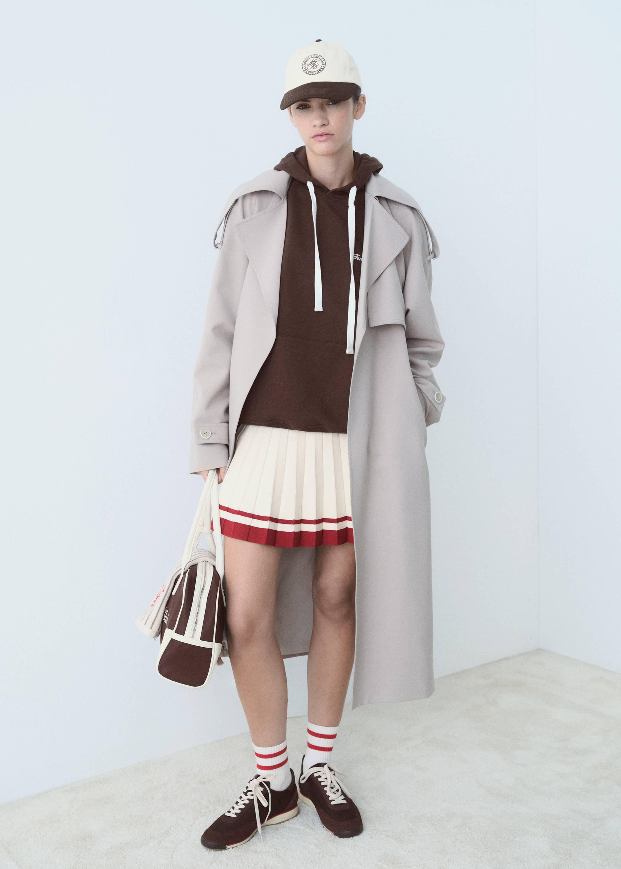 Hooded sweatshirt with printed message - General plane