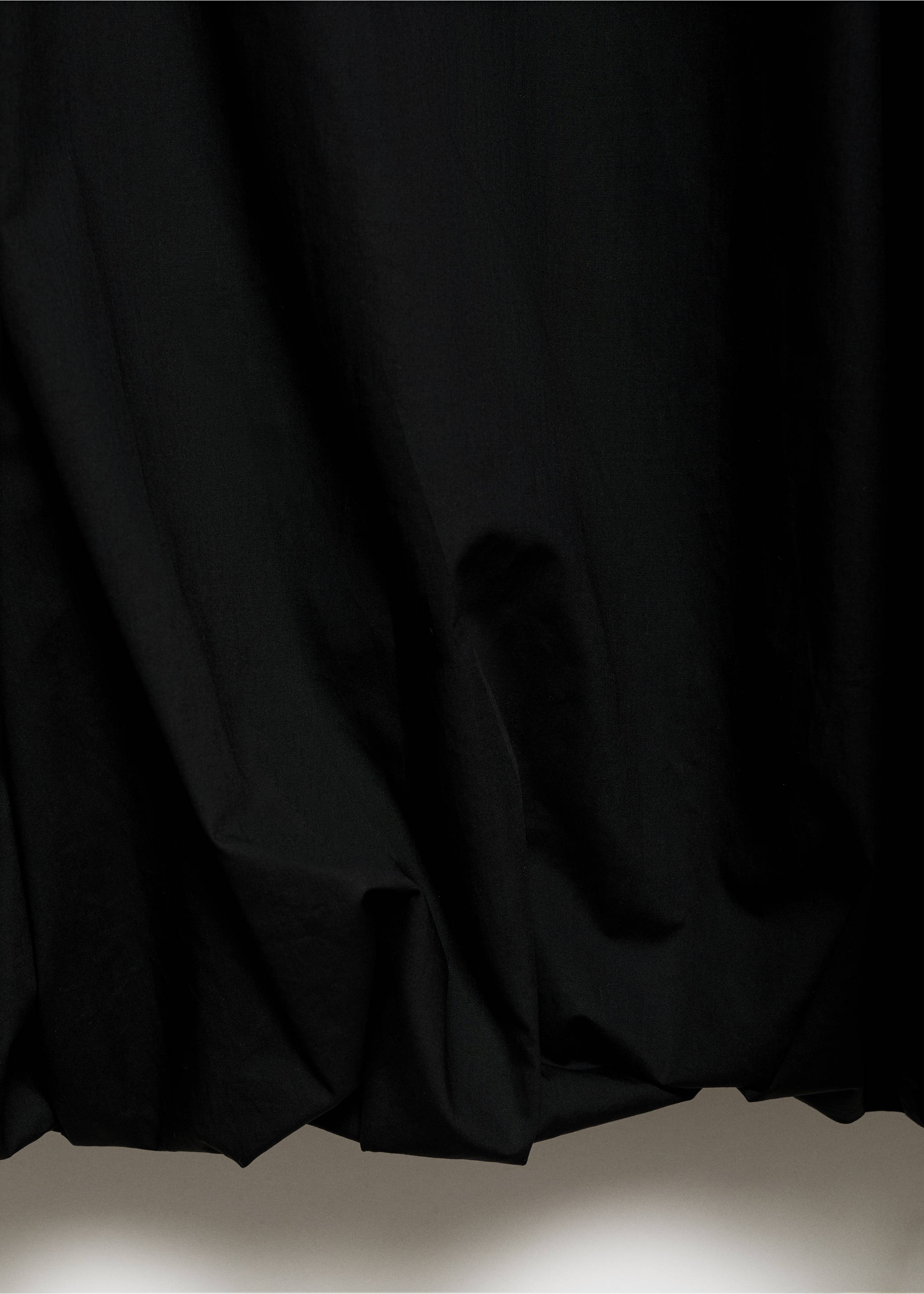 Balloon midi skirt - Details of the article 8, Black. Ref: 87048264-00.
